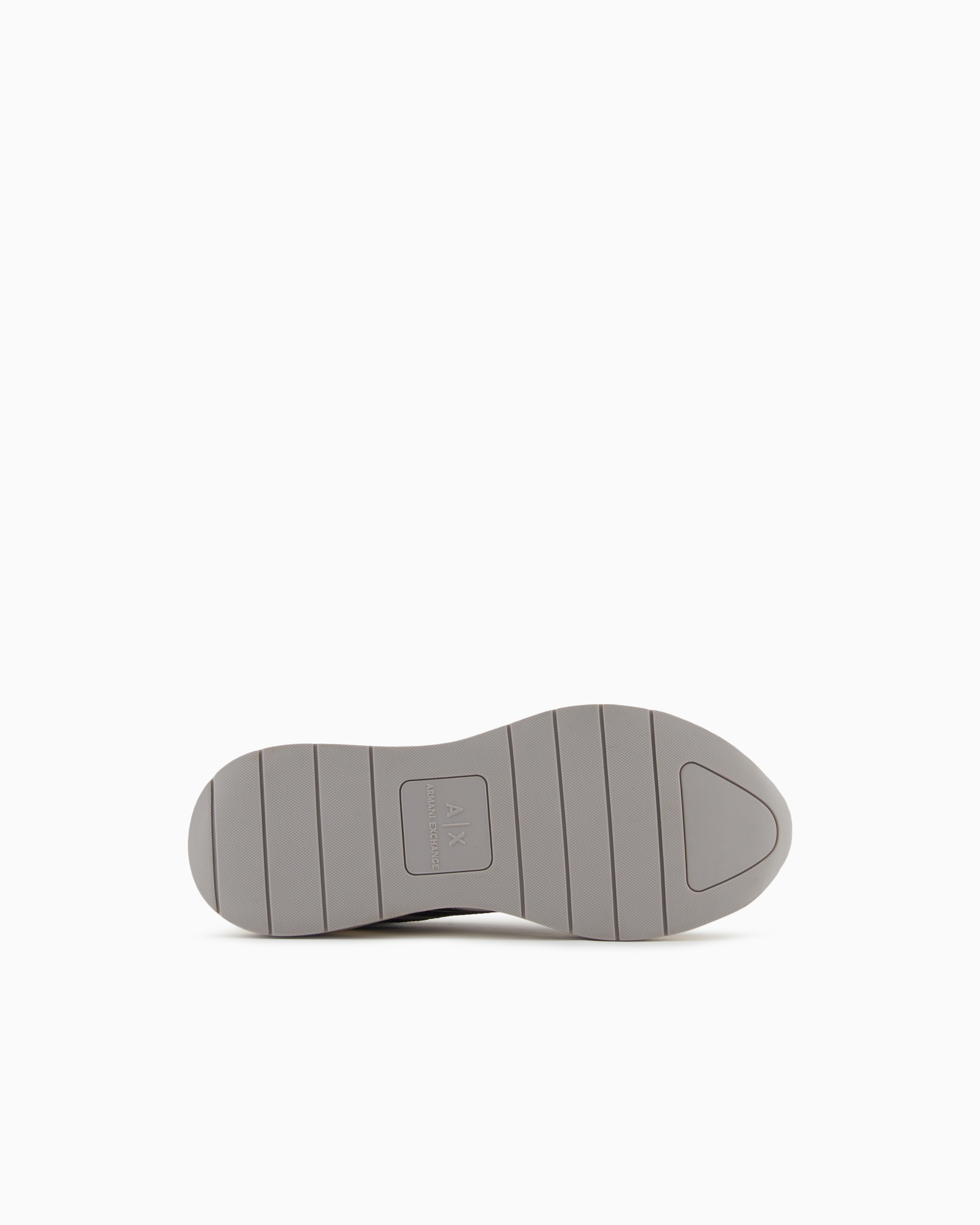 Leather sneakers with contrasting inserts