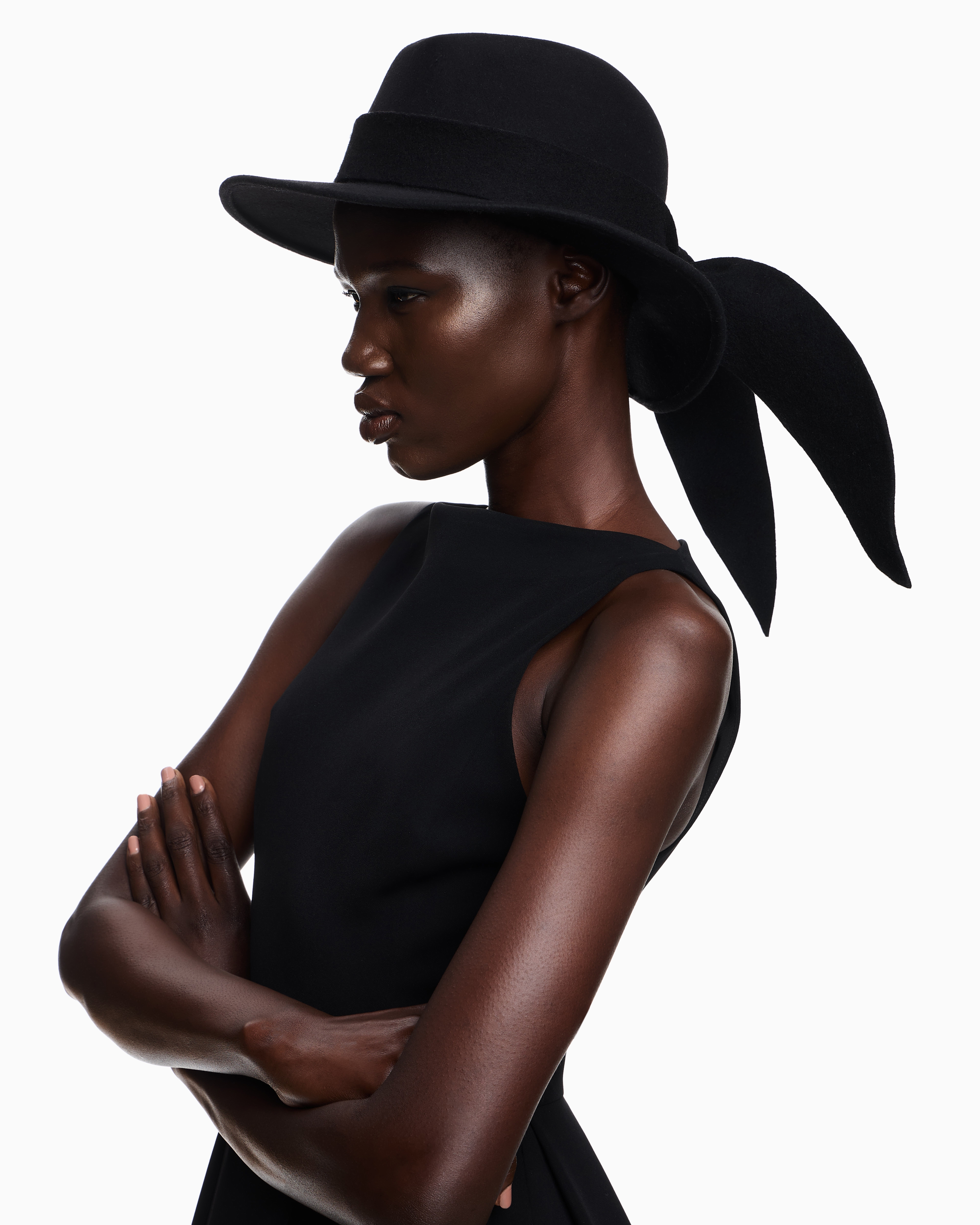 Emporio Armani Robe Sans Manche Avec Plis En Cady Technique In Black