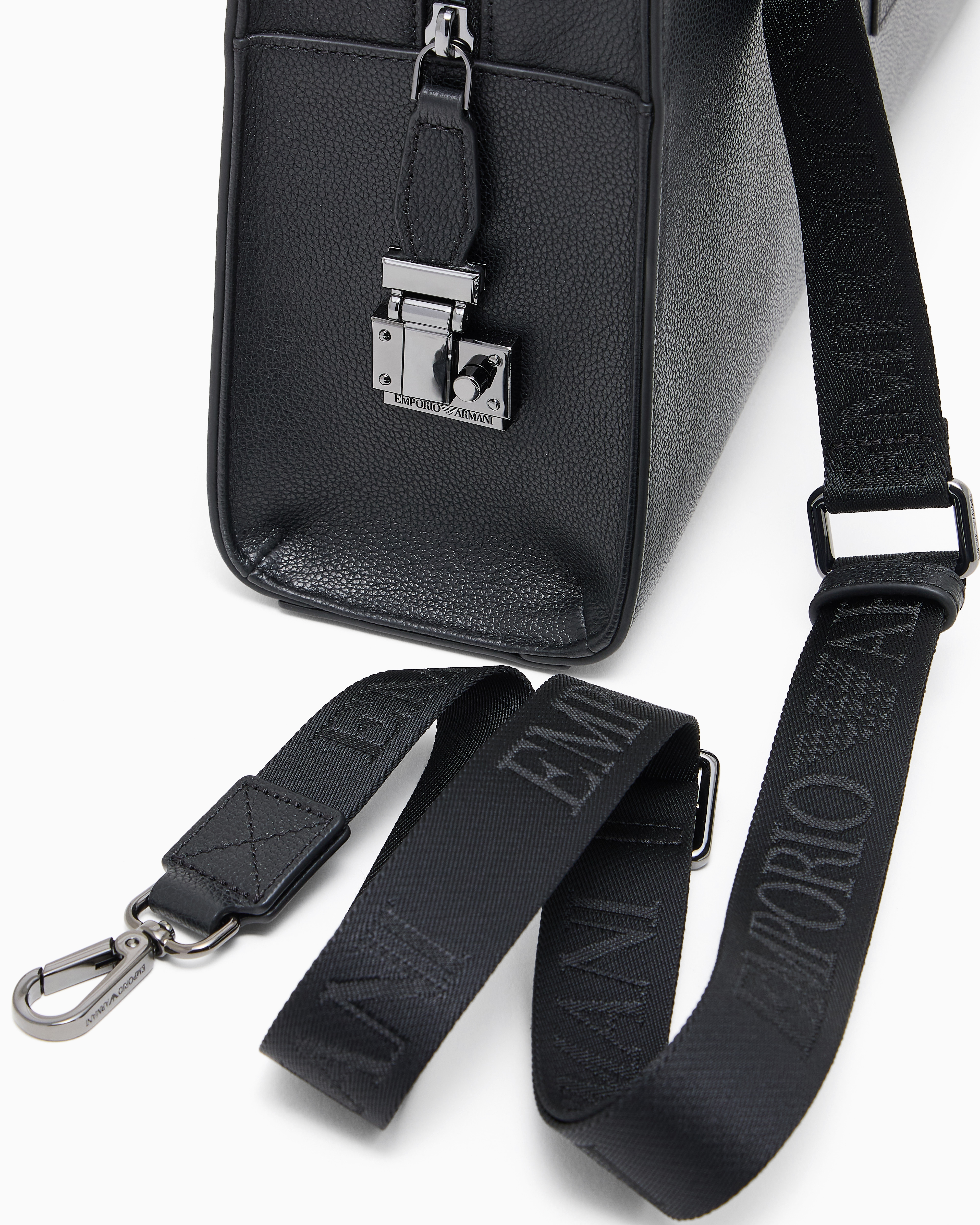 m*a様 EMPORIO ARMANI　ビジネスバッグ　タンブルレザー ビジネスバッグ タンブルレザー | Emporio Armani