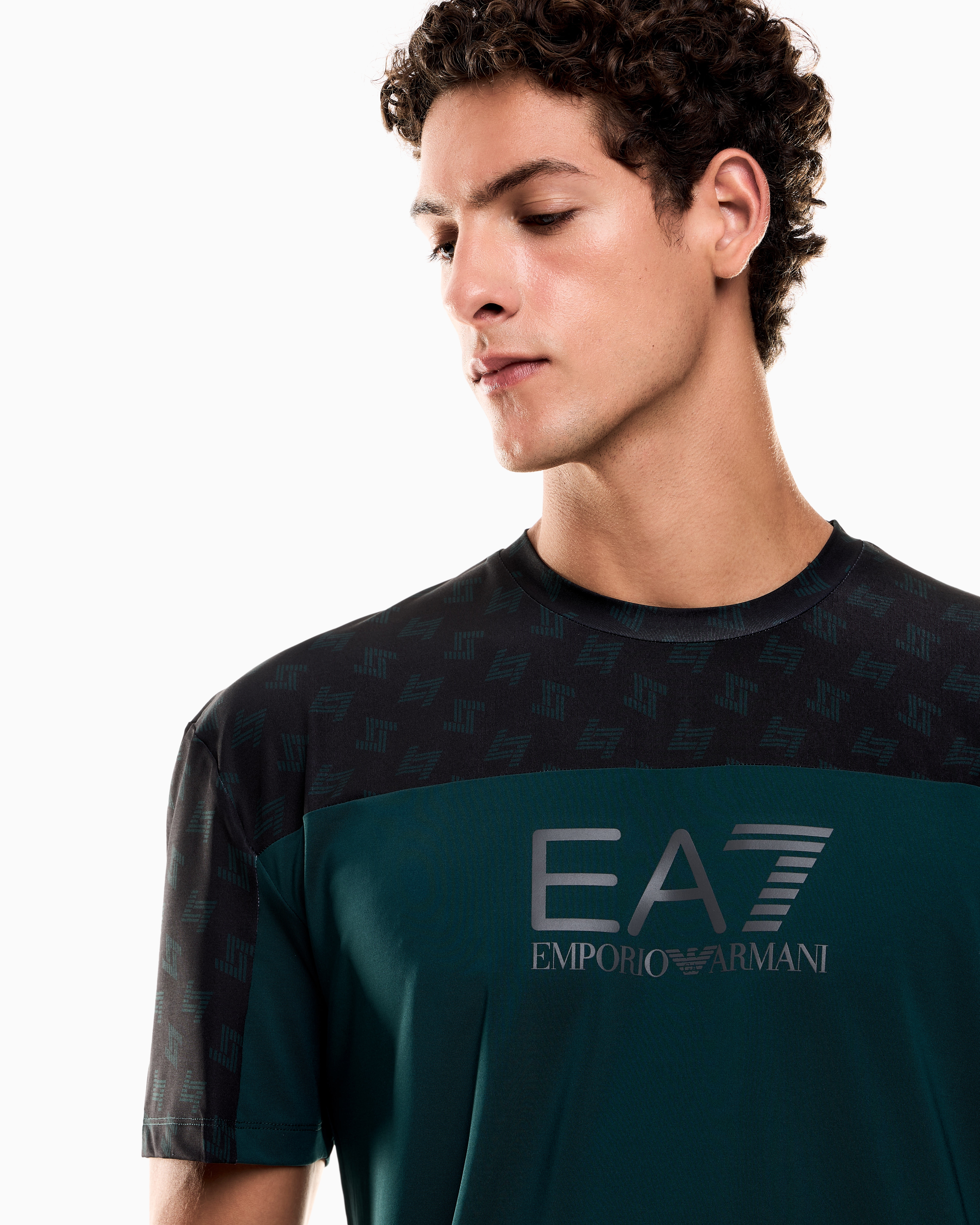 Ea7 Dynamic Athlete Printed T-shirt In Ventus7 Technical Fabric