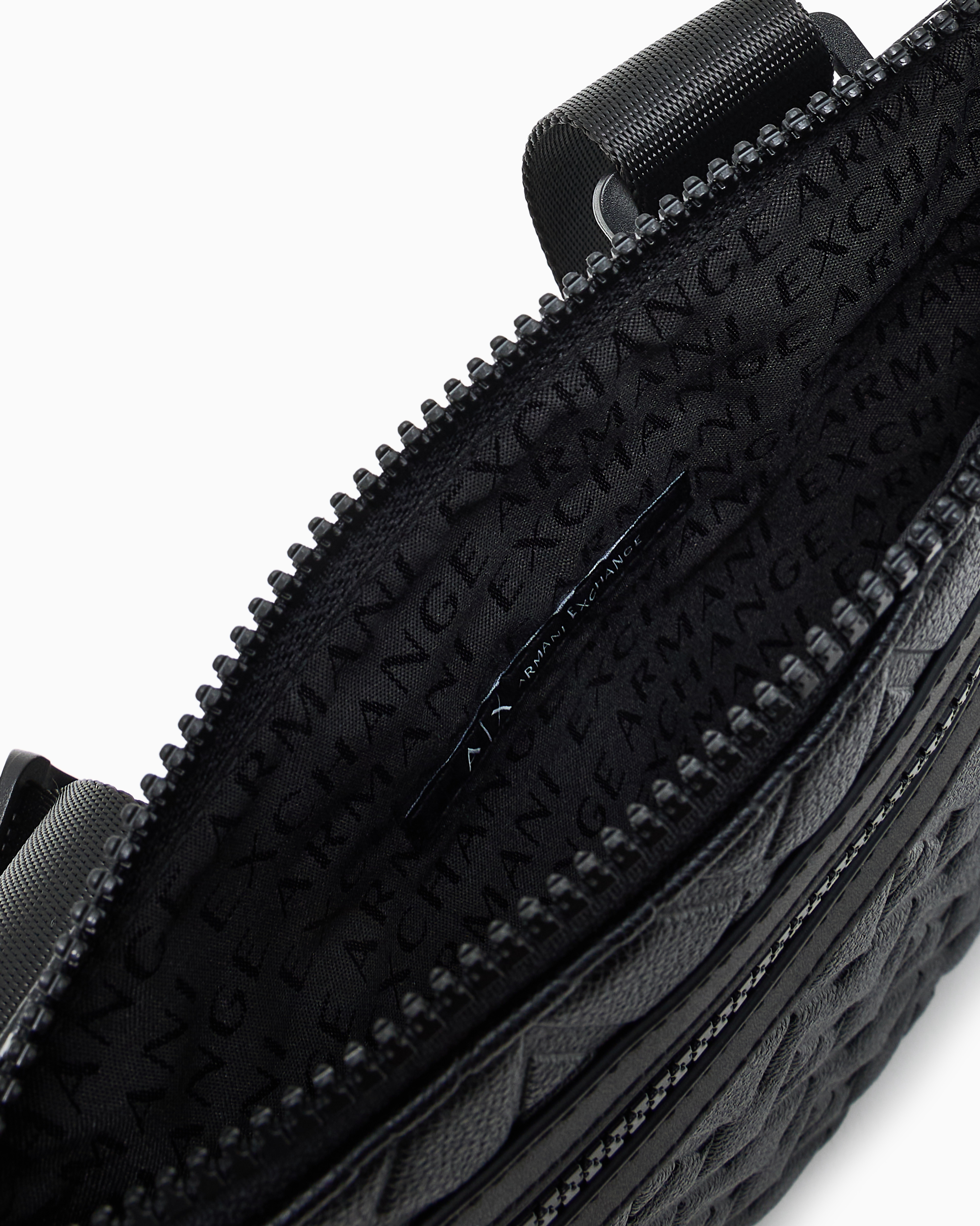 ショルダーバッグ ARMANI EXCHANGE Men Shoulder bag Black XM000579AF12133 UC001 undefined