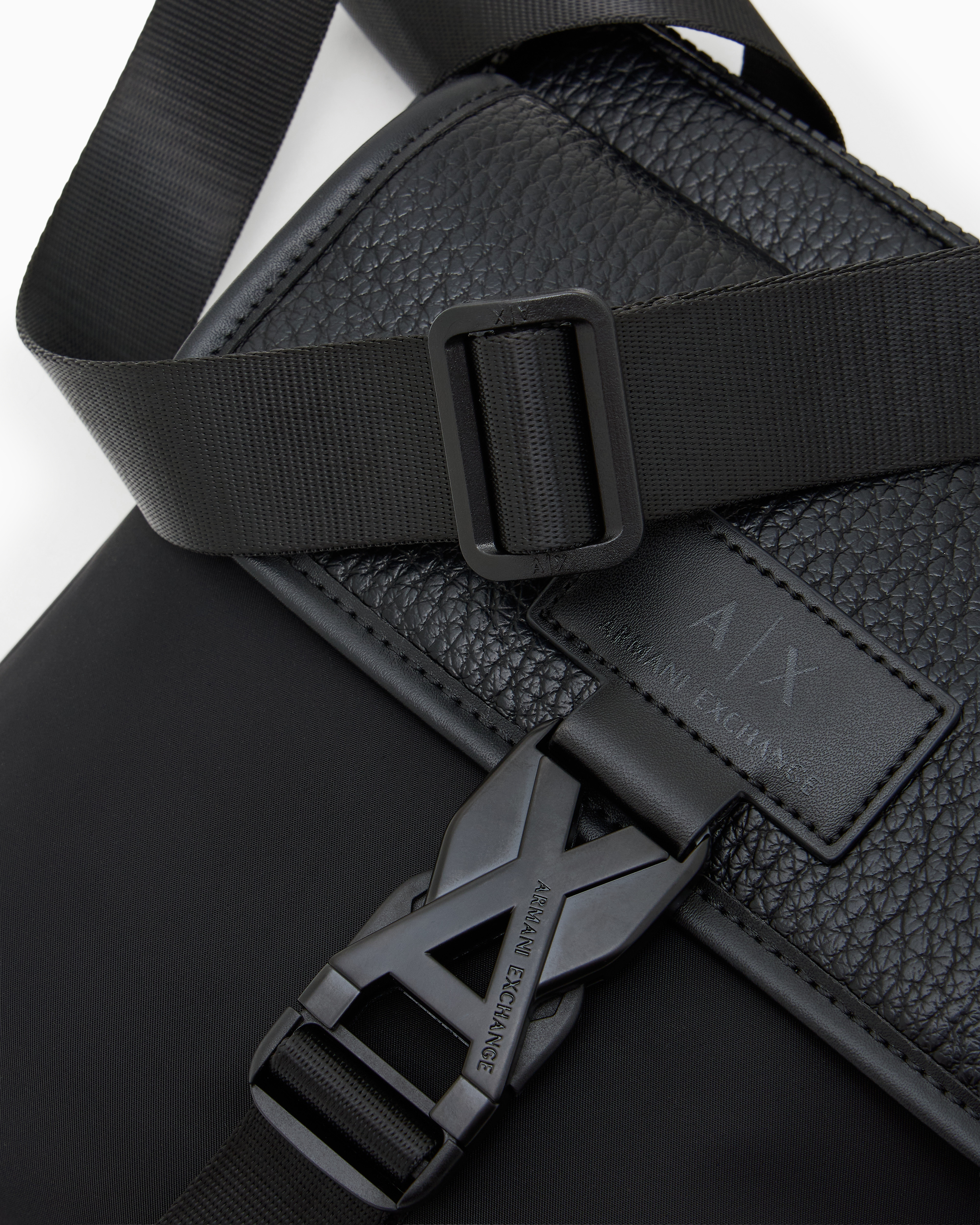  Shoulder bag with logo