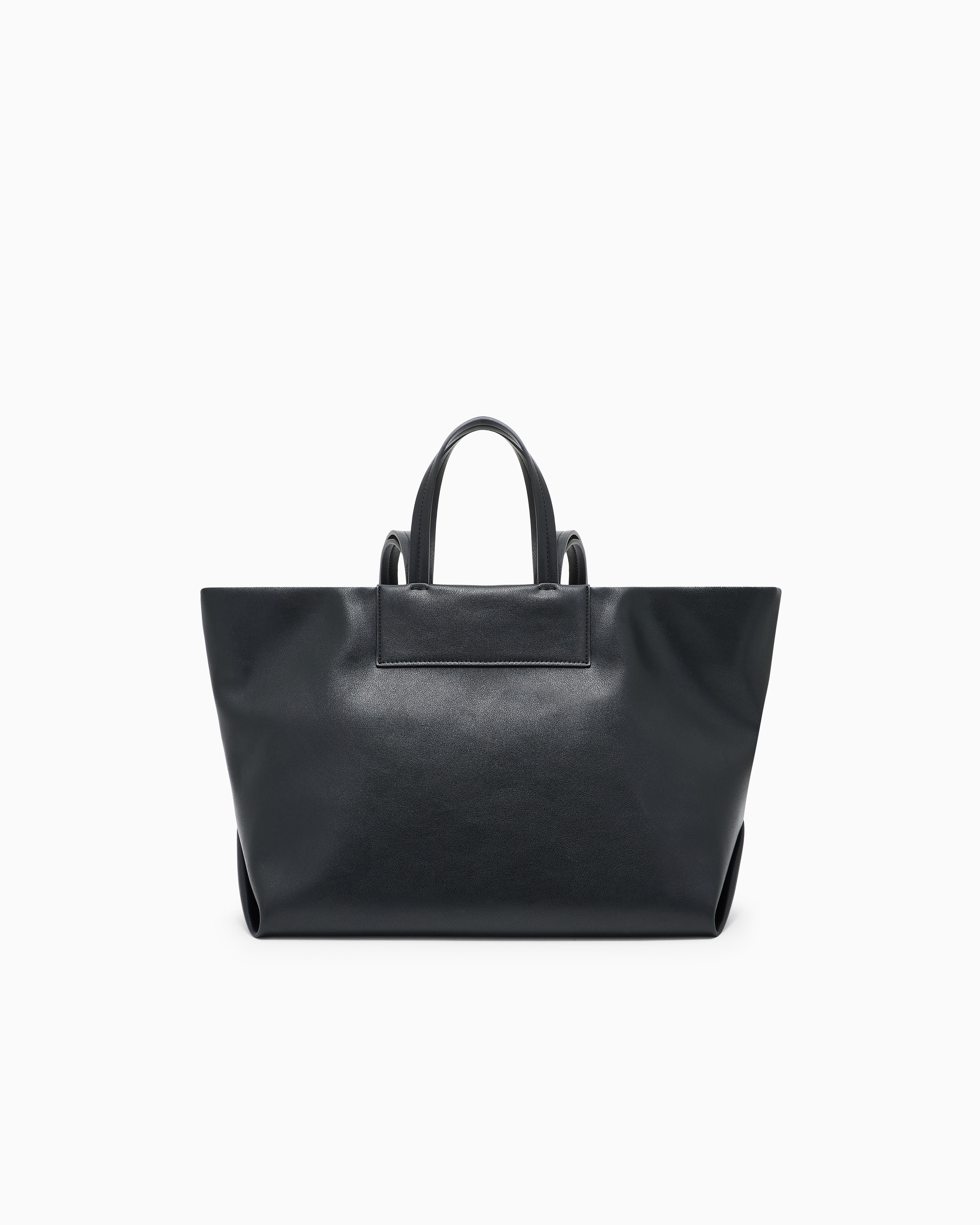 Shoppers | Armani Exchange
