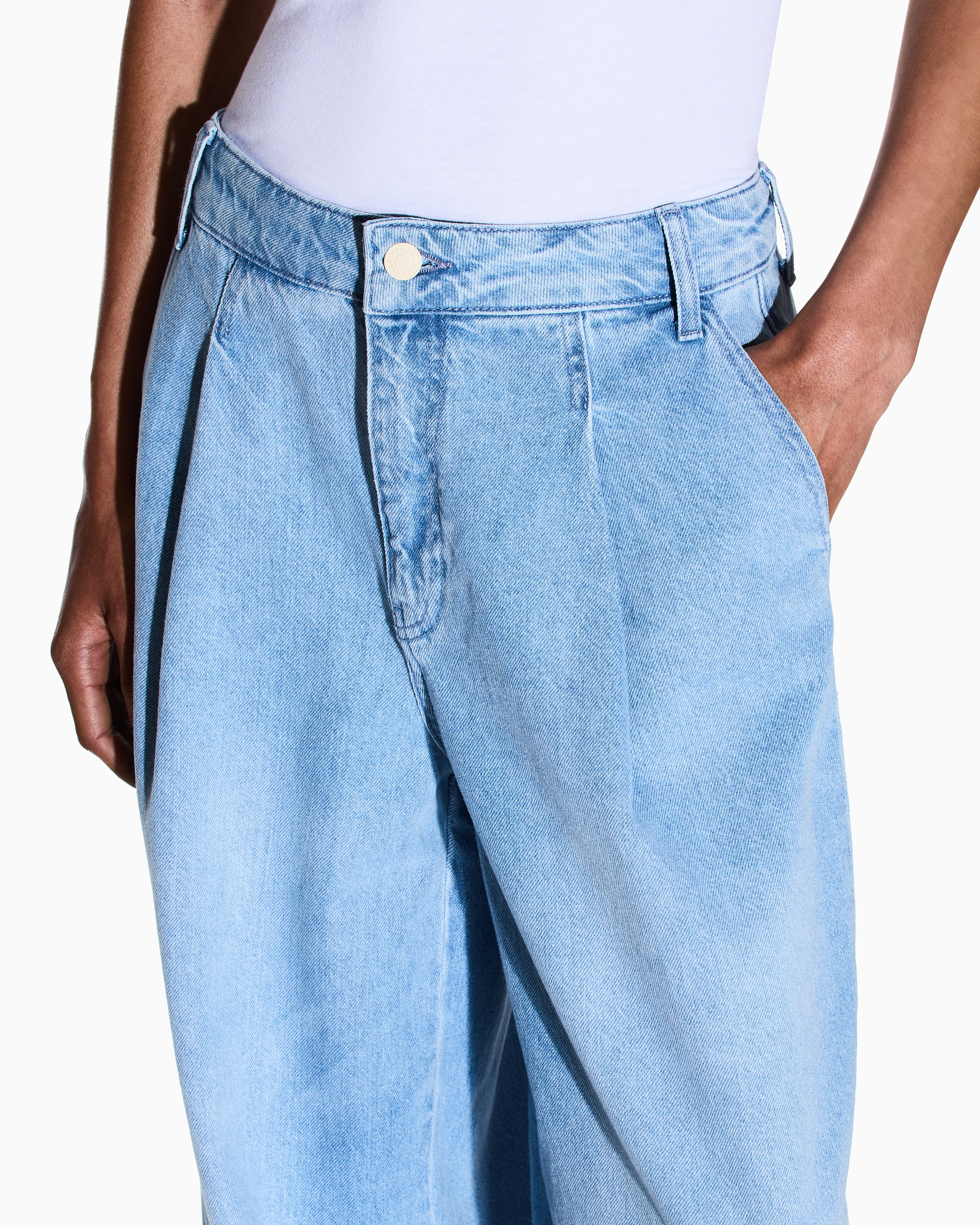 EMPORIO ARMANI パンツ（その他） 水色 4105125Y0008 EMPORIO ARMANI パンツ（その他） 水色 4105125Y0008 EMPORIO