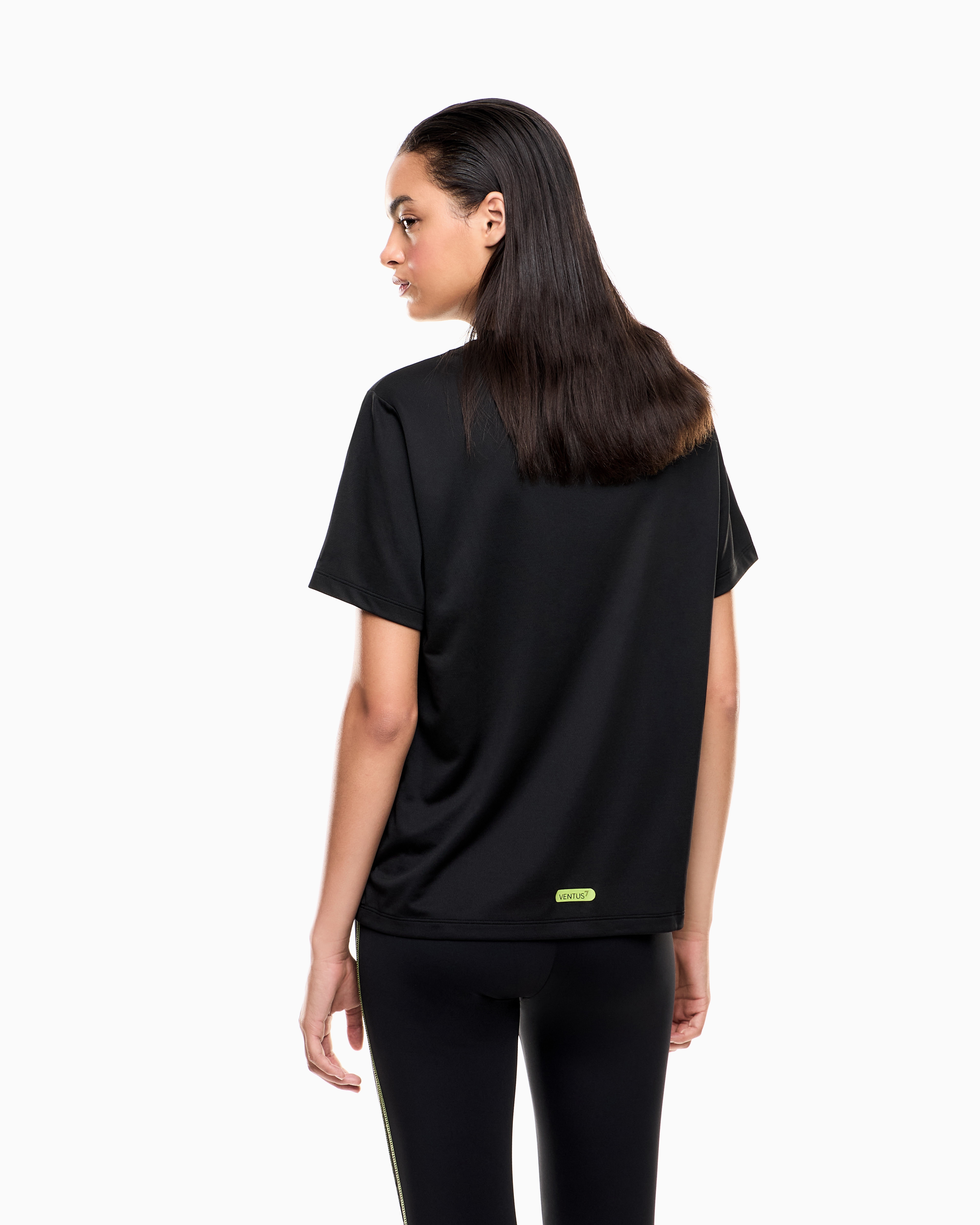 tシャツ 「エンポリオ アルマーニ EA7」Dynamic Athlete クルーネックTシャツ ASV Natural VENTUS7テクニカルファ Dynamic Athlete crew-neck T-shirt in Natural VENTUS7