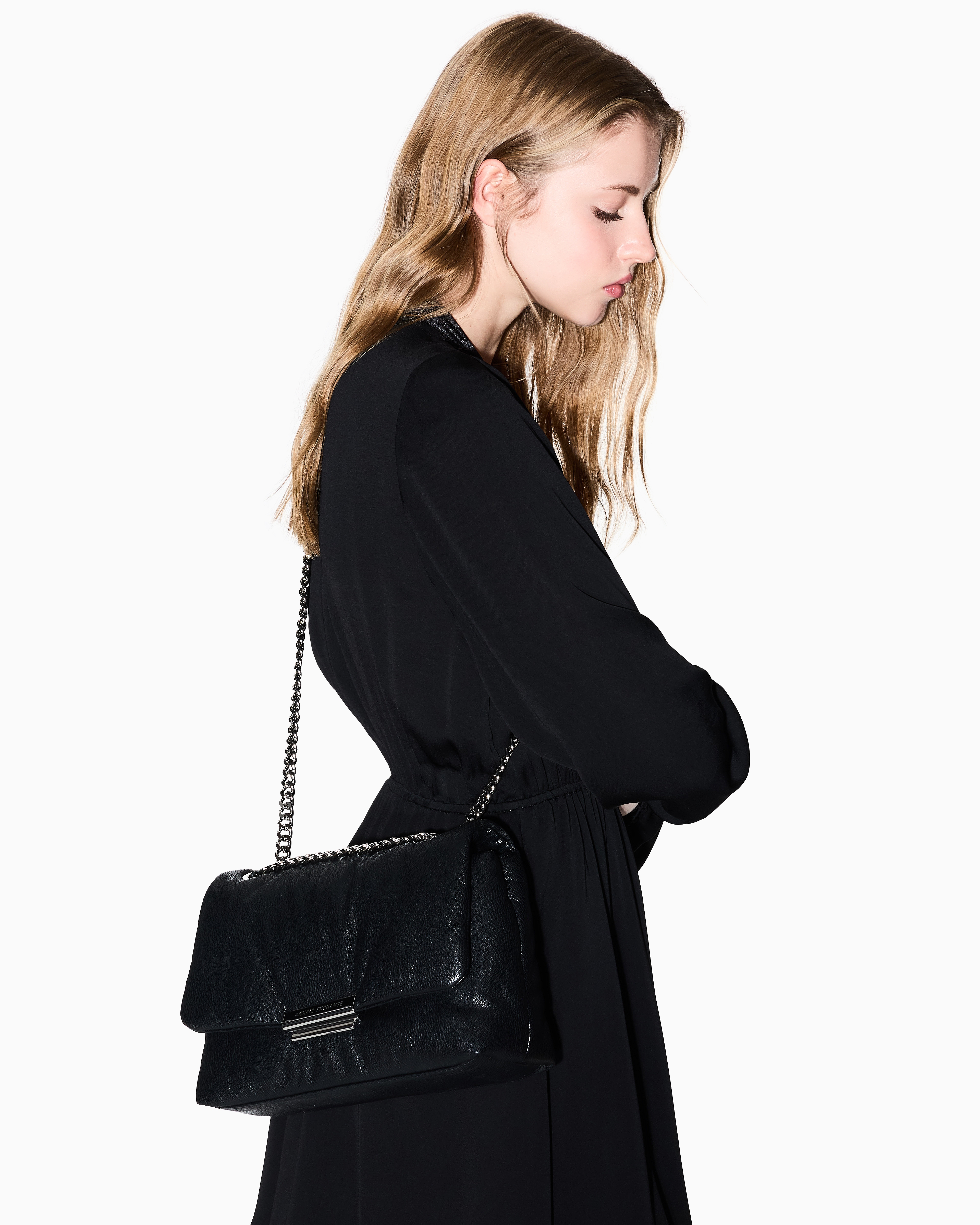 チェーンバッグ　Giorgio Armani 箱入り新品 三越伊勢丹 | GIORGIO ARMANI/ジョルジオ アルマーニ_Women通販