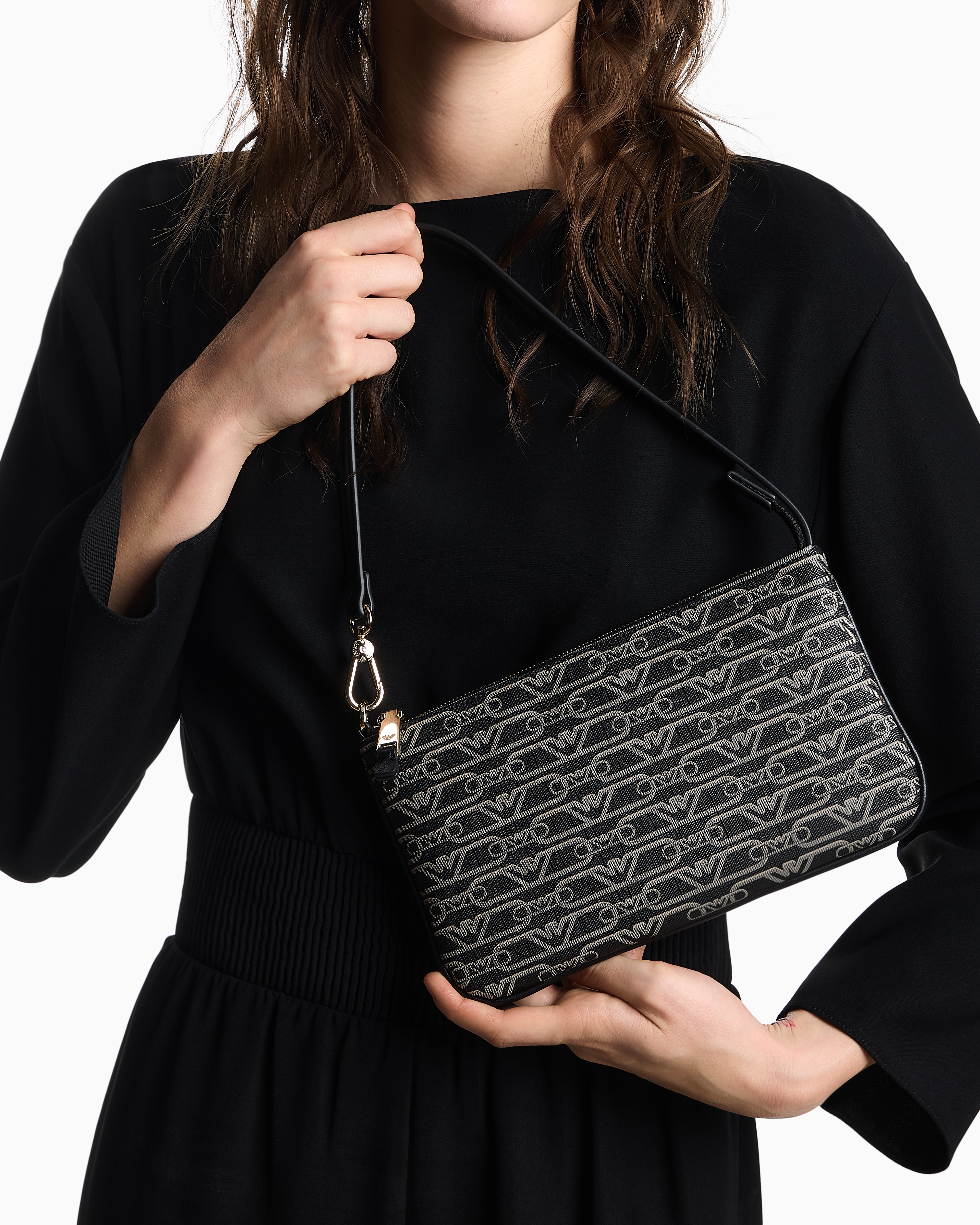 【売れ筋】EMPORIO ARMANI ショルダーバッグ undefined