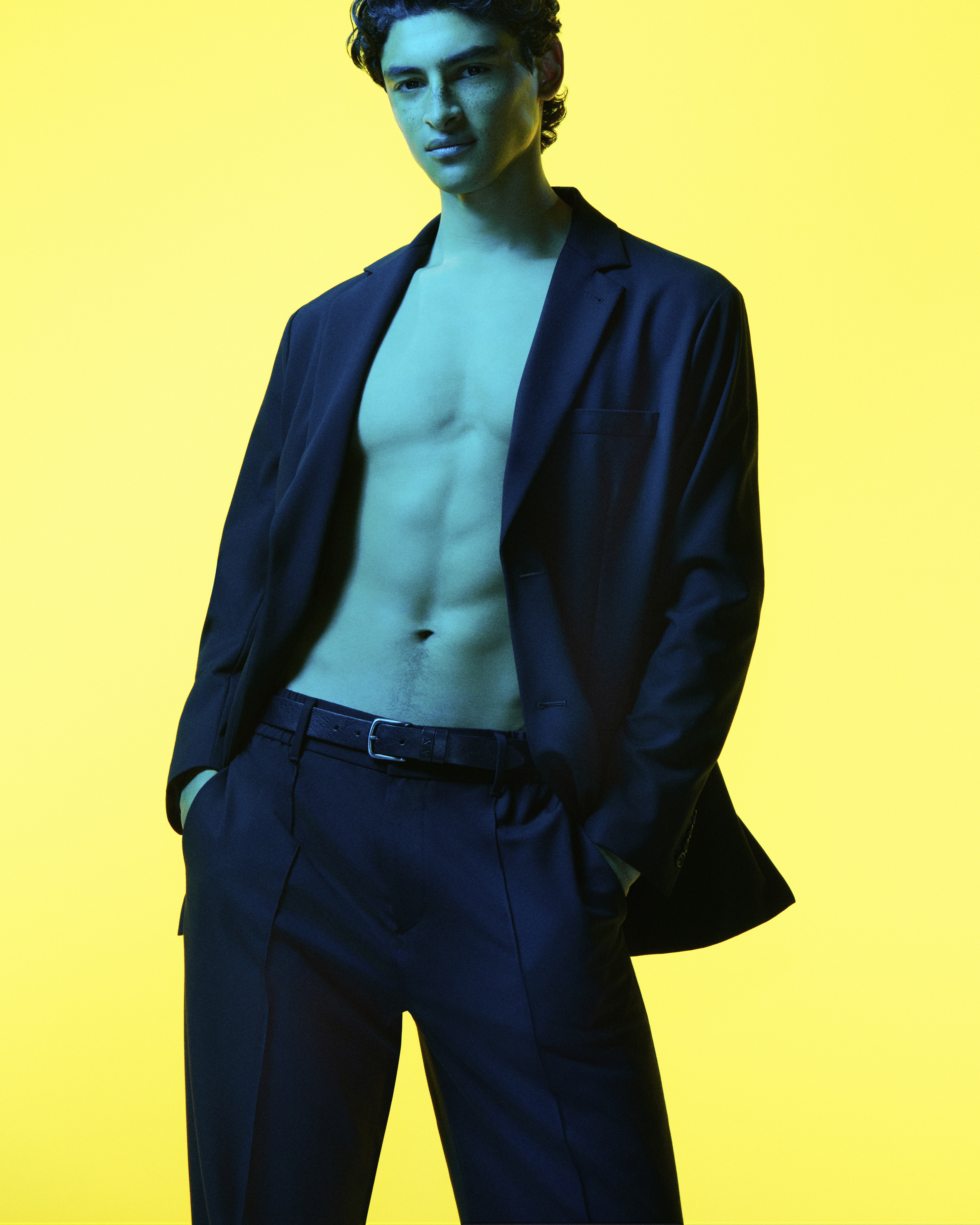 公式】アルマーニ | オフィシャルサイト