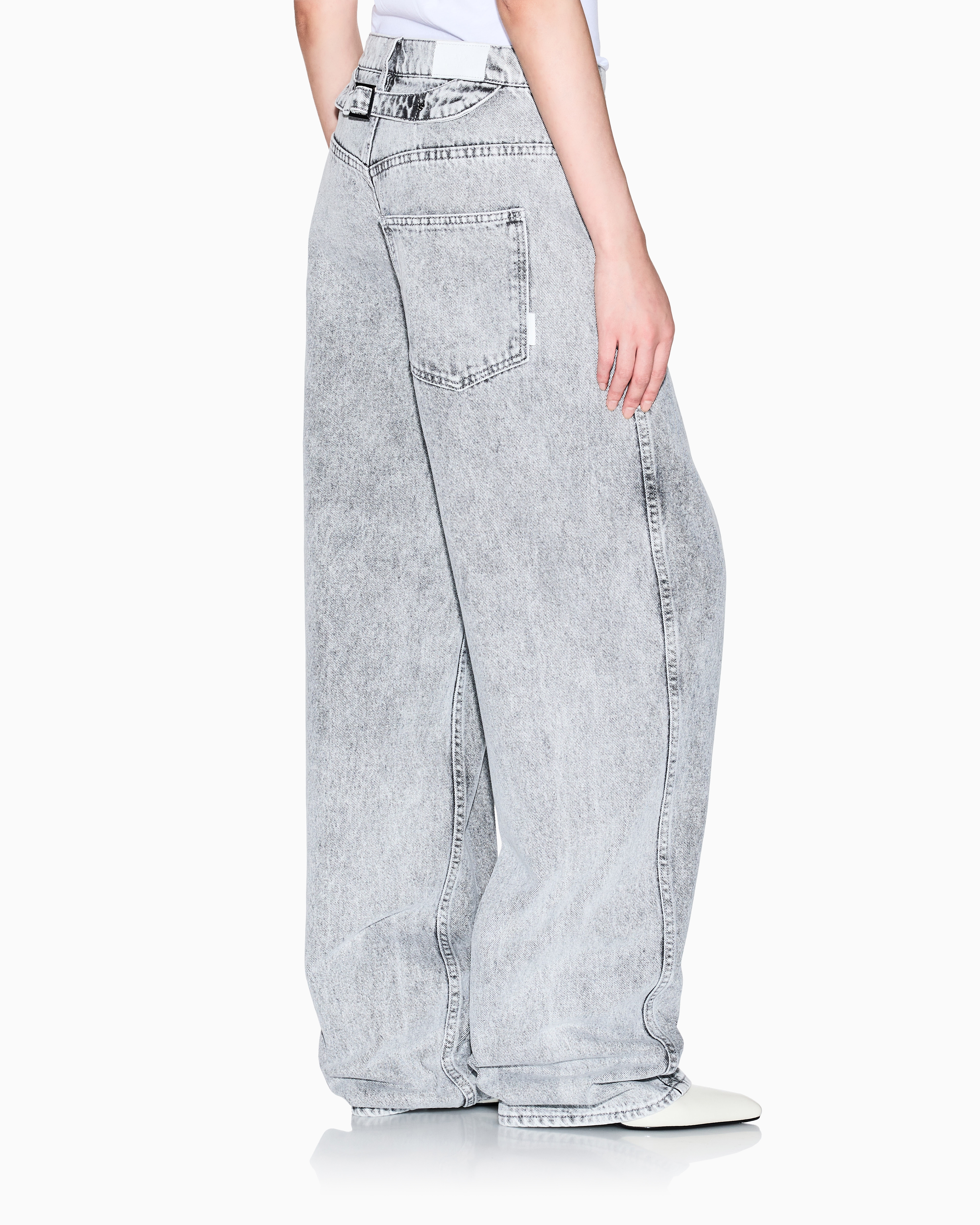 Armani Exchange Relaxed Jeans In Gray