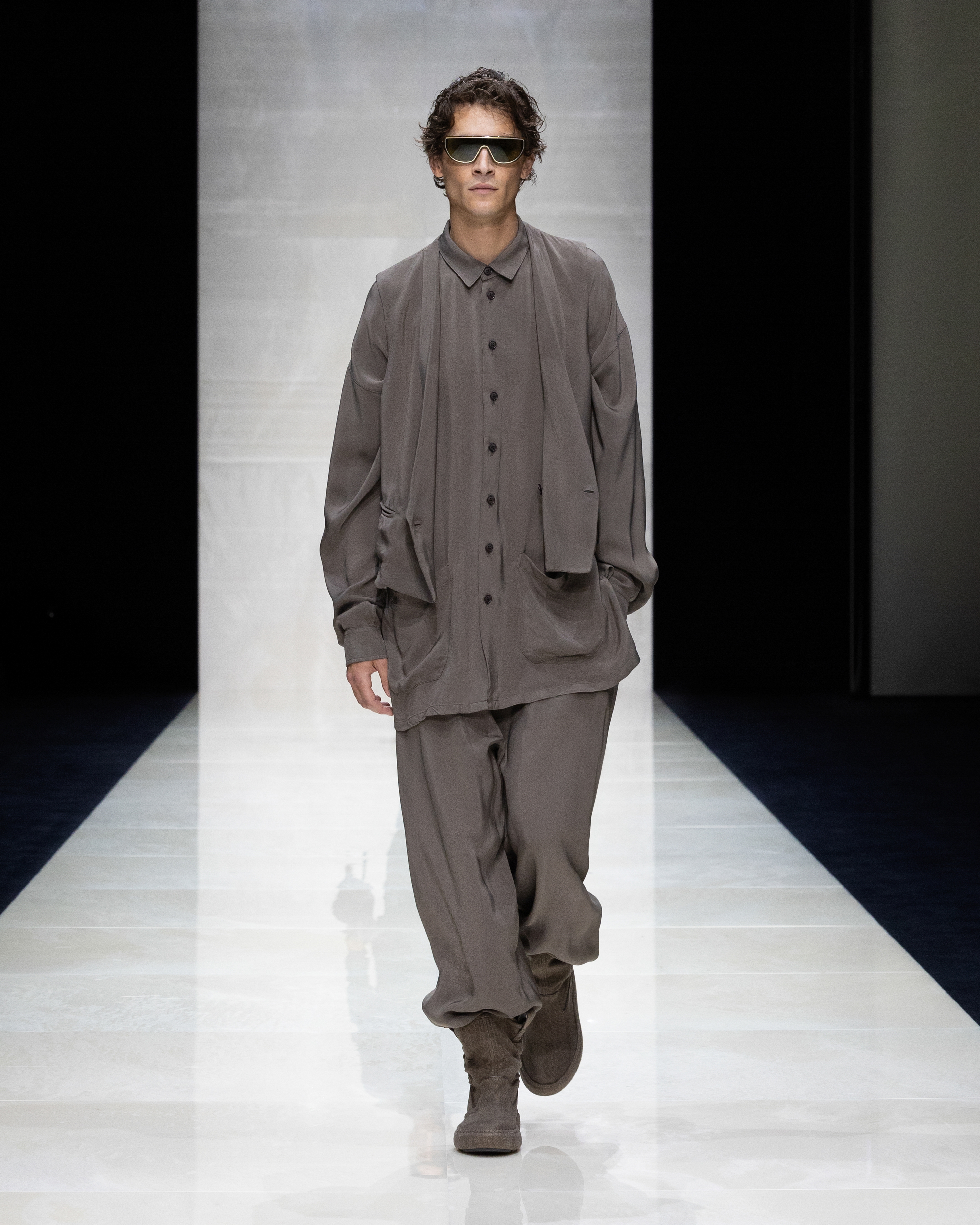 ◆GIORGIO ARMANI 20AW 最新◆フィルクーペシフォンジャケット◆ アイコン シングルブレストジャケット キュプラ製 | Giorgio Armani