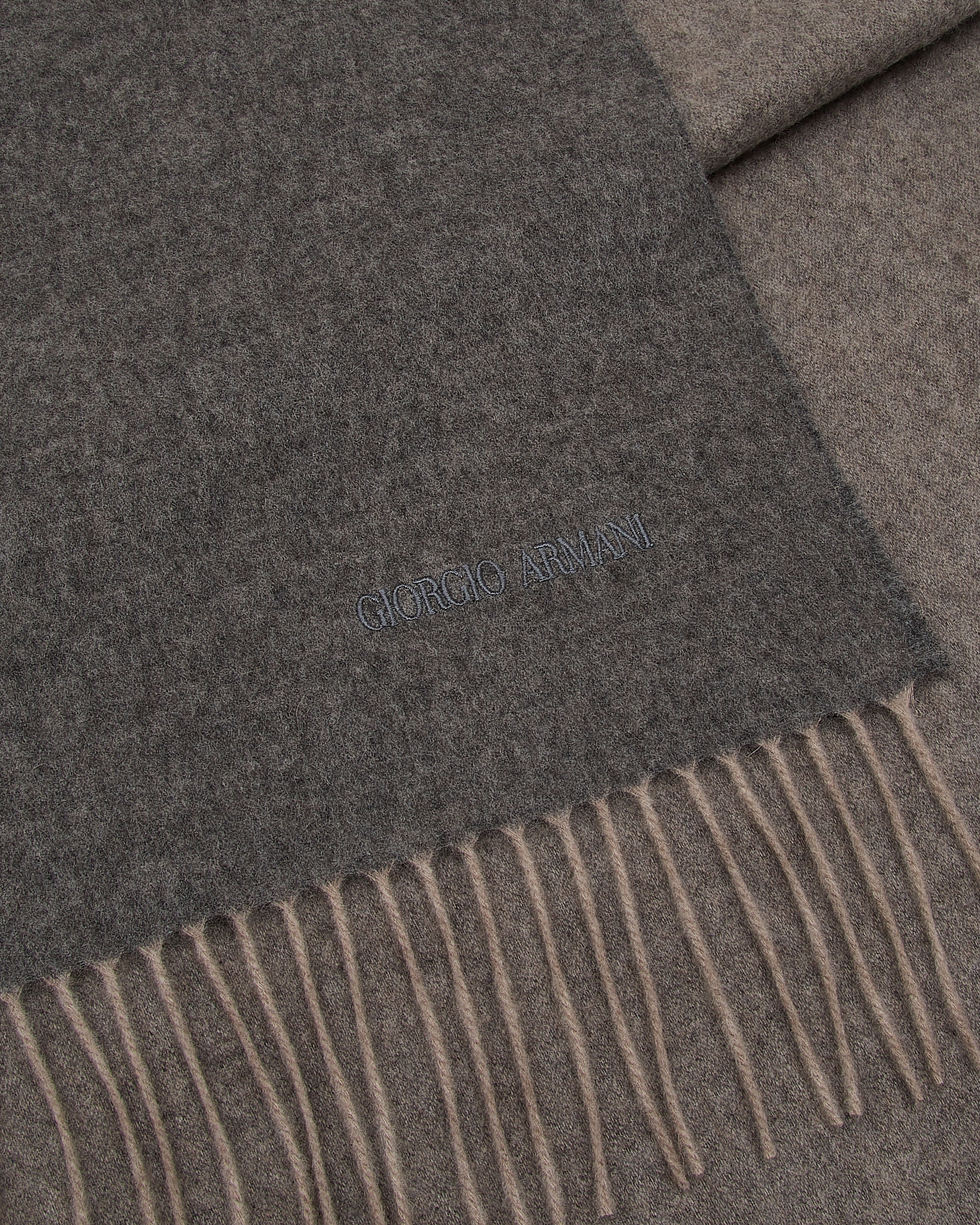 アクセサリーその他 GIORGIO ARMANI SILK AND CASHMERE SCARF WITH LOGO Two-tone wool and silk scarf | Giorgio Armani