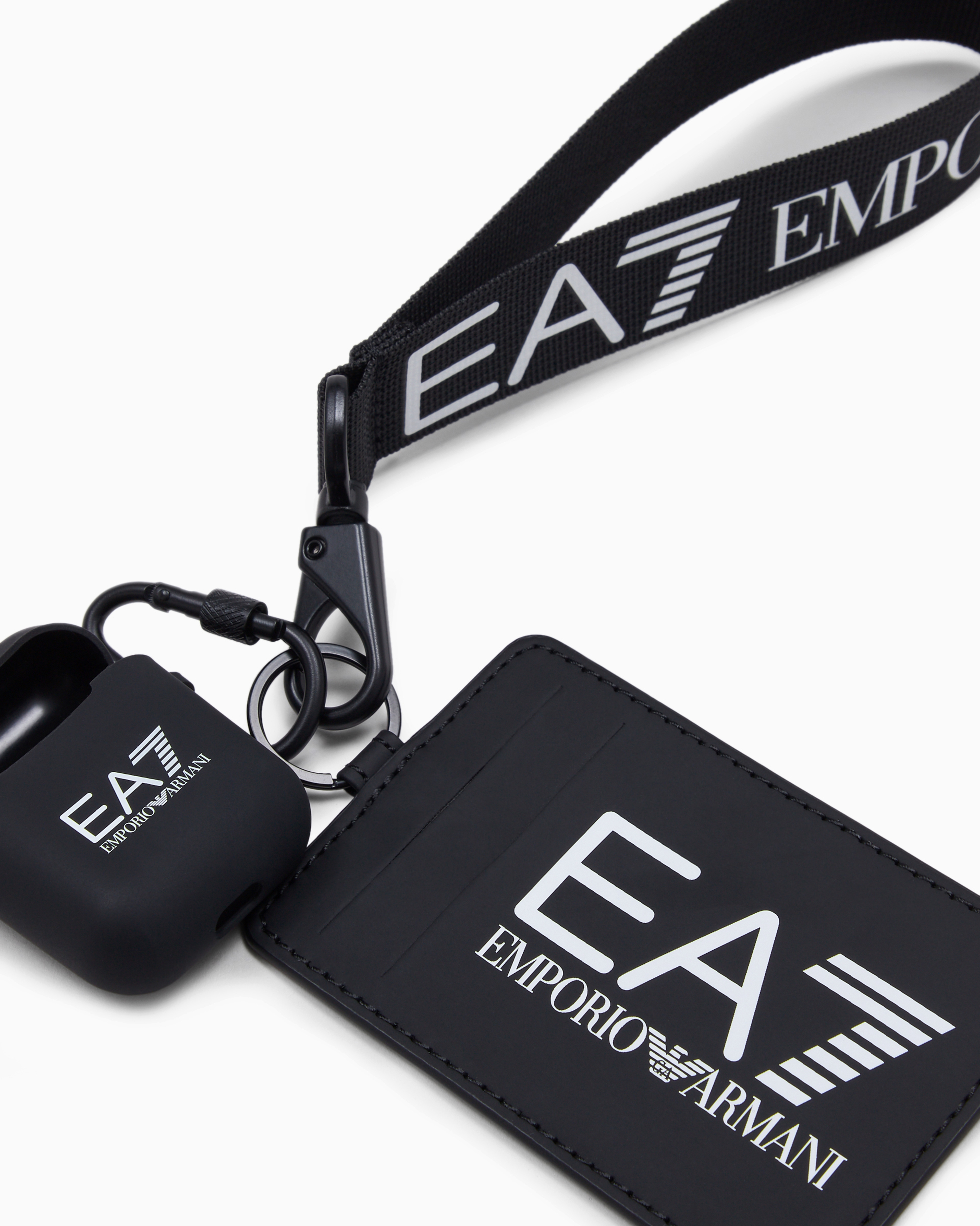 EMPORIO ARMANI AirPodsケース 245103_3R910_95020_E_FW2025.jpg