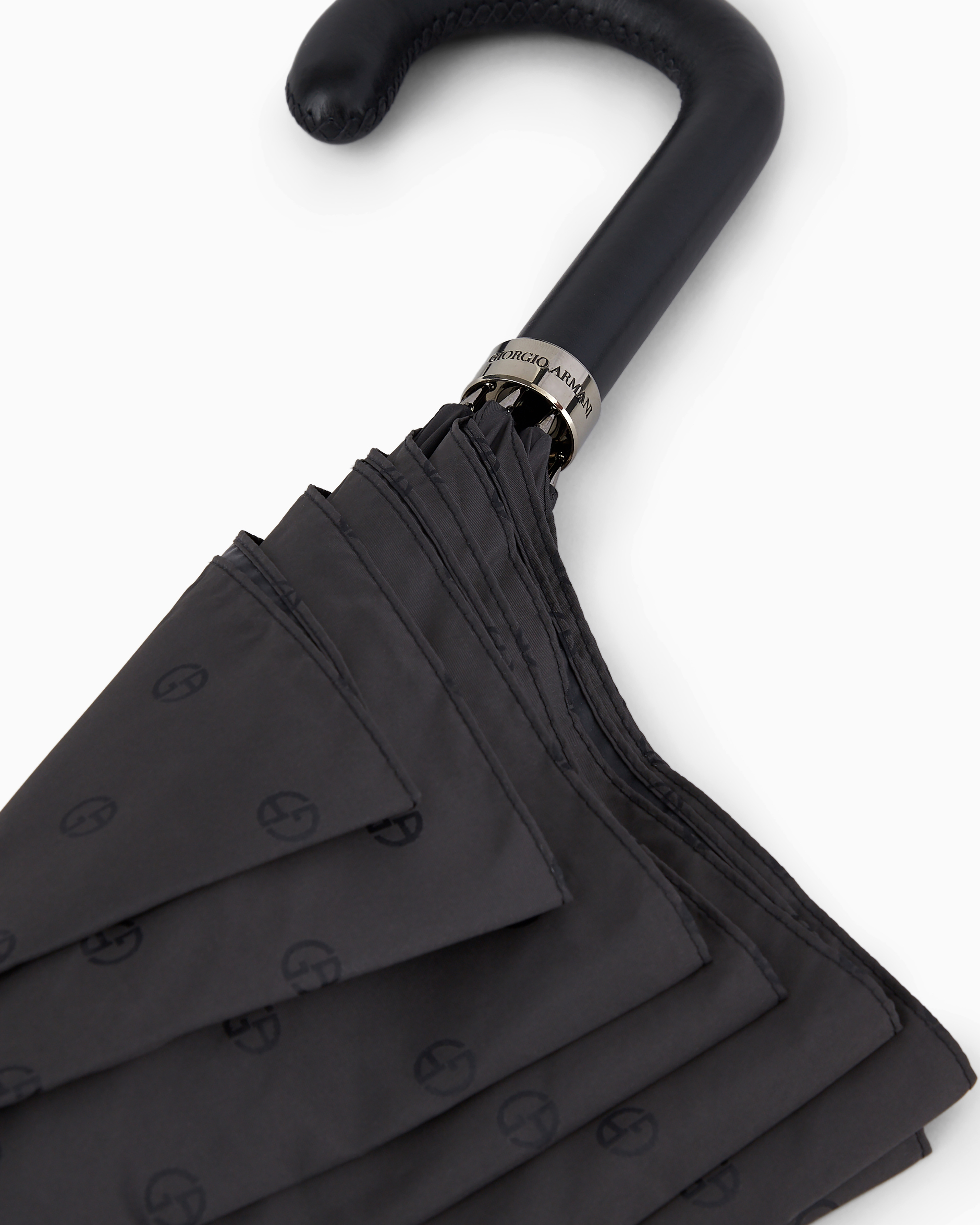 Giorgio Armani 　ジョルジオ　アルマーニ　傘　イタリア製　C205 Folding umbrella with all-over logo pattern | Giorgio Armani