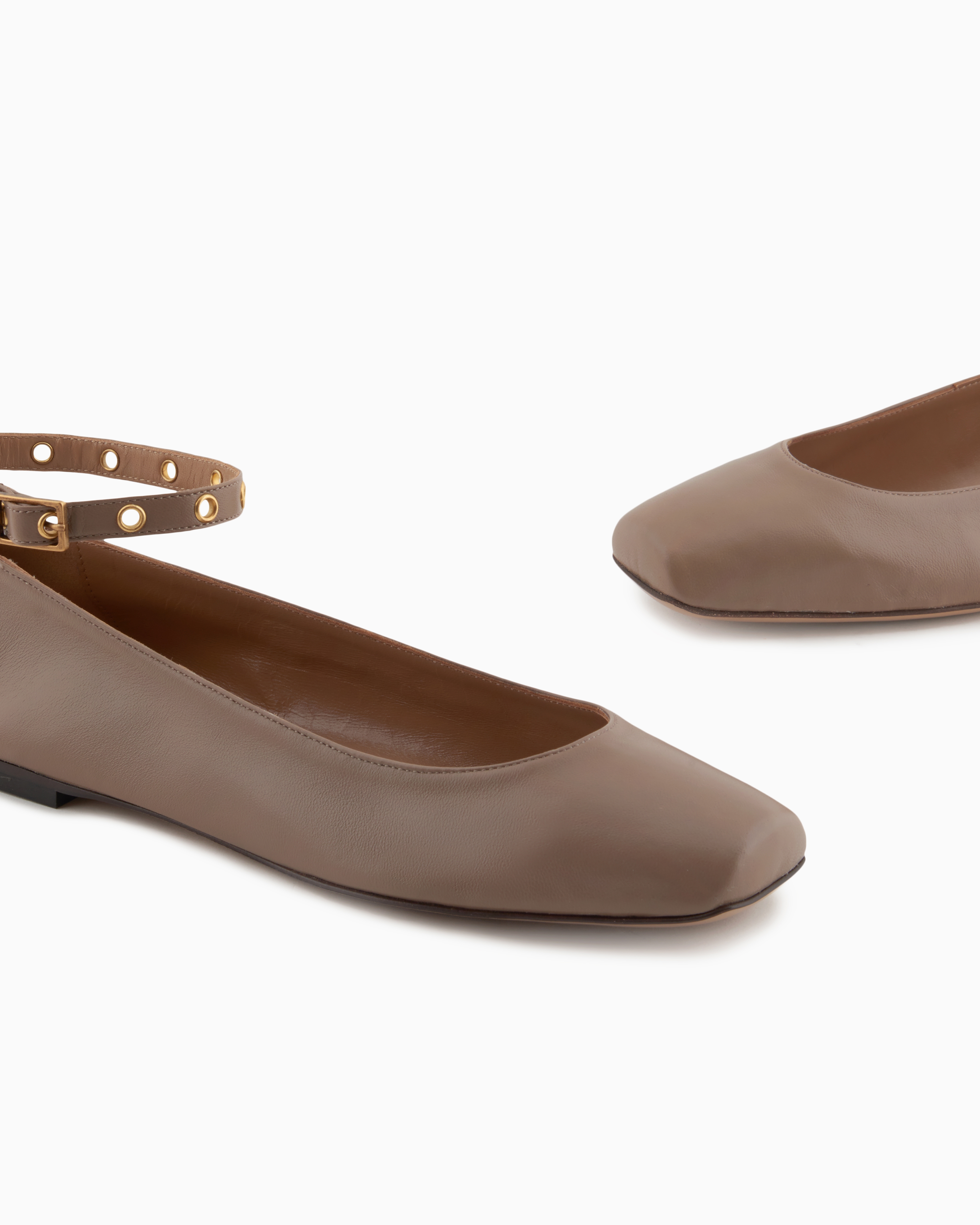 EMPORIO ARMANI スクエアトゥ　レザーシューズ　イタリア製 kigaeru_33965517006