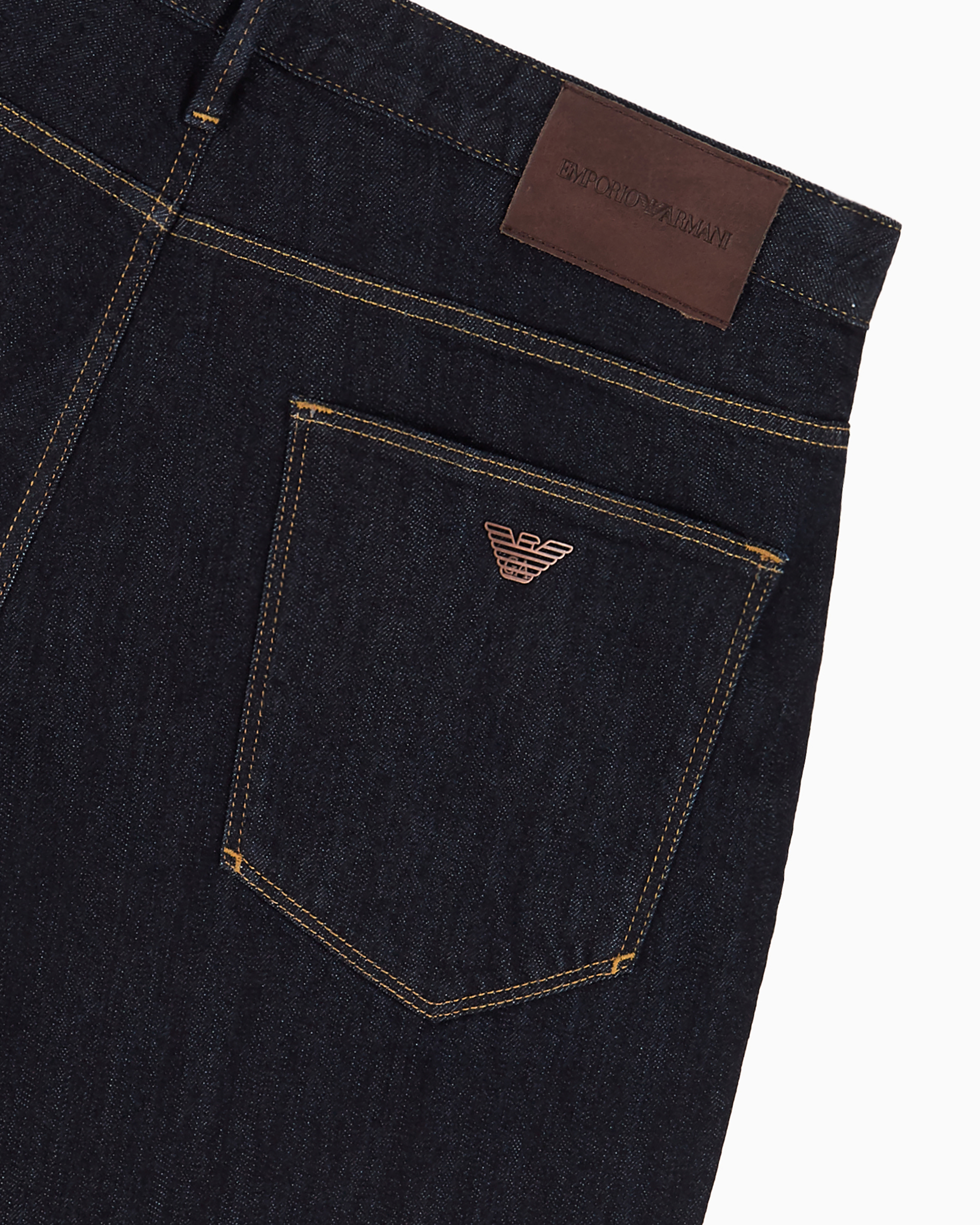 EMPORIO ARMANI 新品❗️ホワイト スリムフィット ジーンズ【28】 EMPORIO ARMANI 新品❗️ホワイト スリムフィット ジーンズ【28】