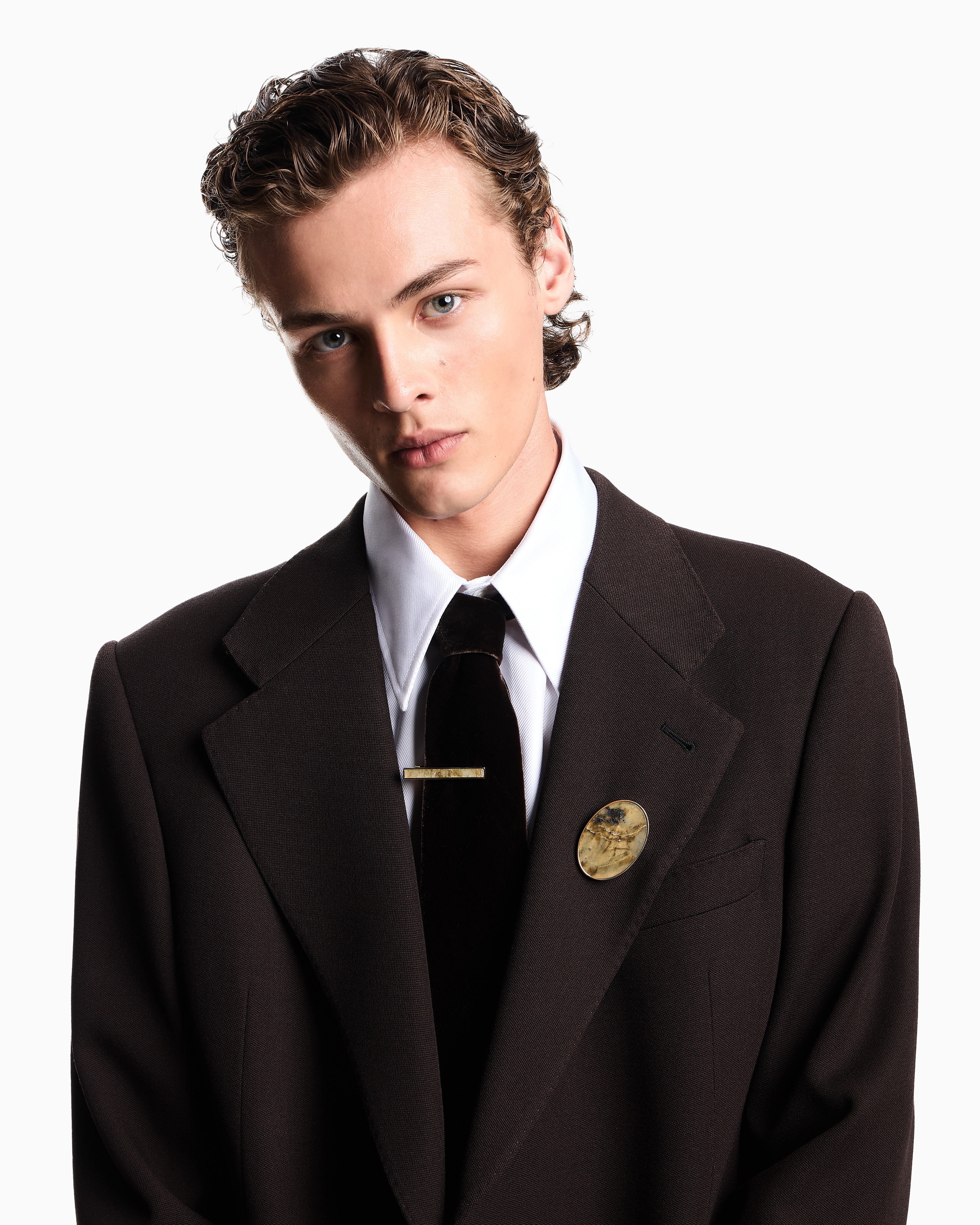 ジョルジュ　アルマーニのブローチ ブローチ | Emporio Armani