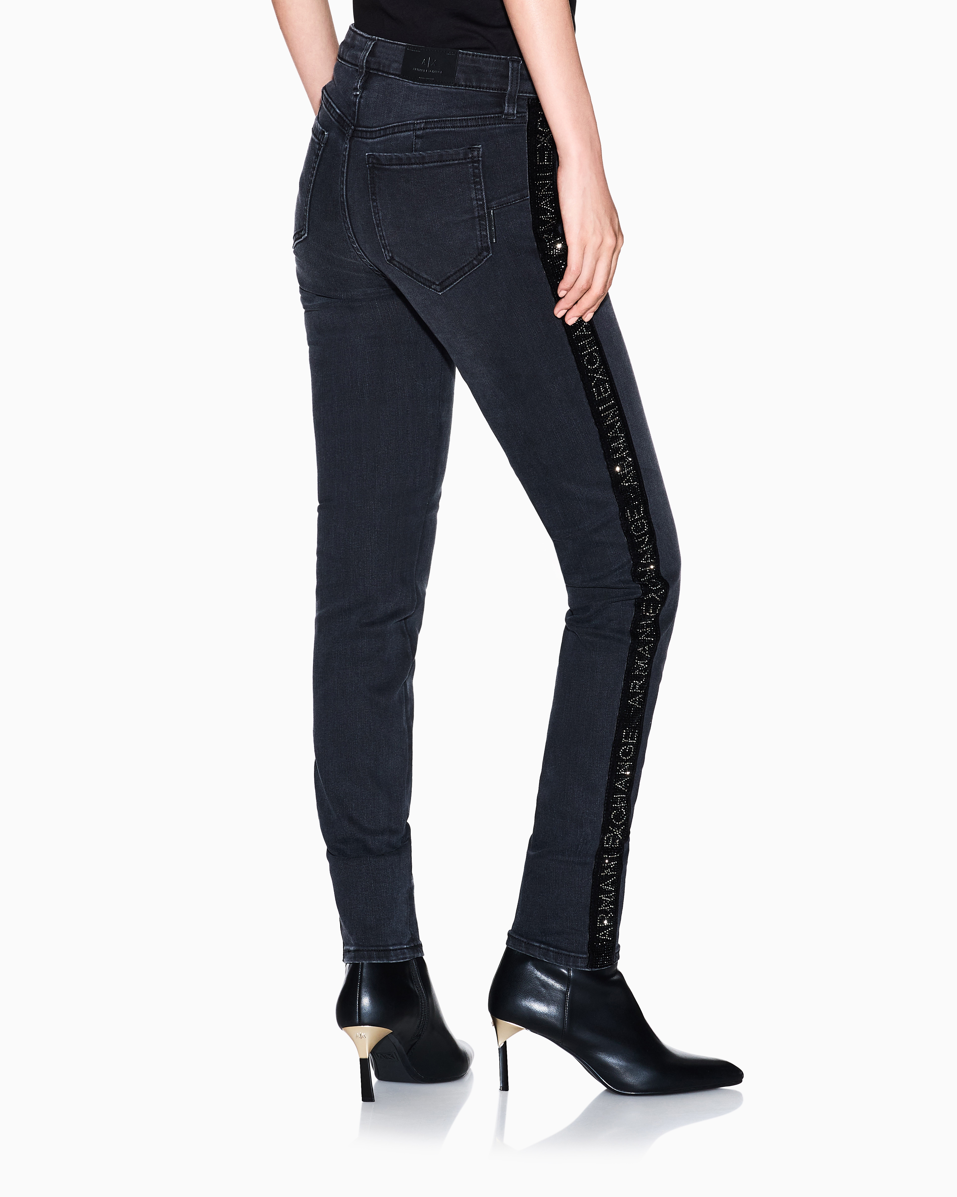 サイドロゴテープ ブラックデニムパンツ | Armani Exchange