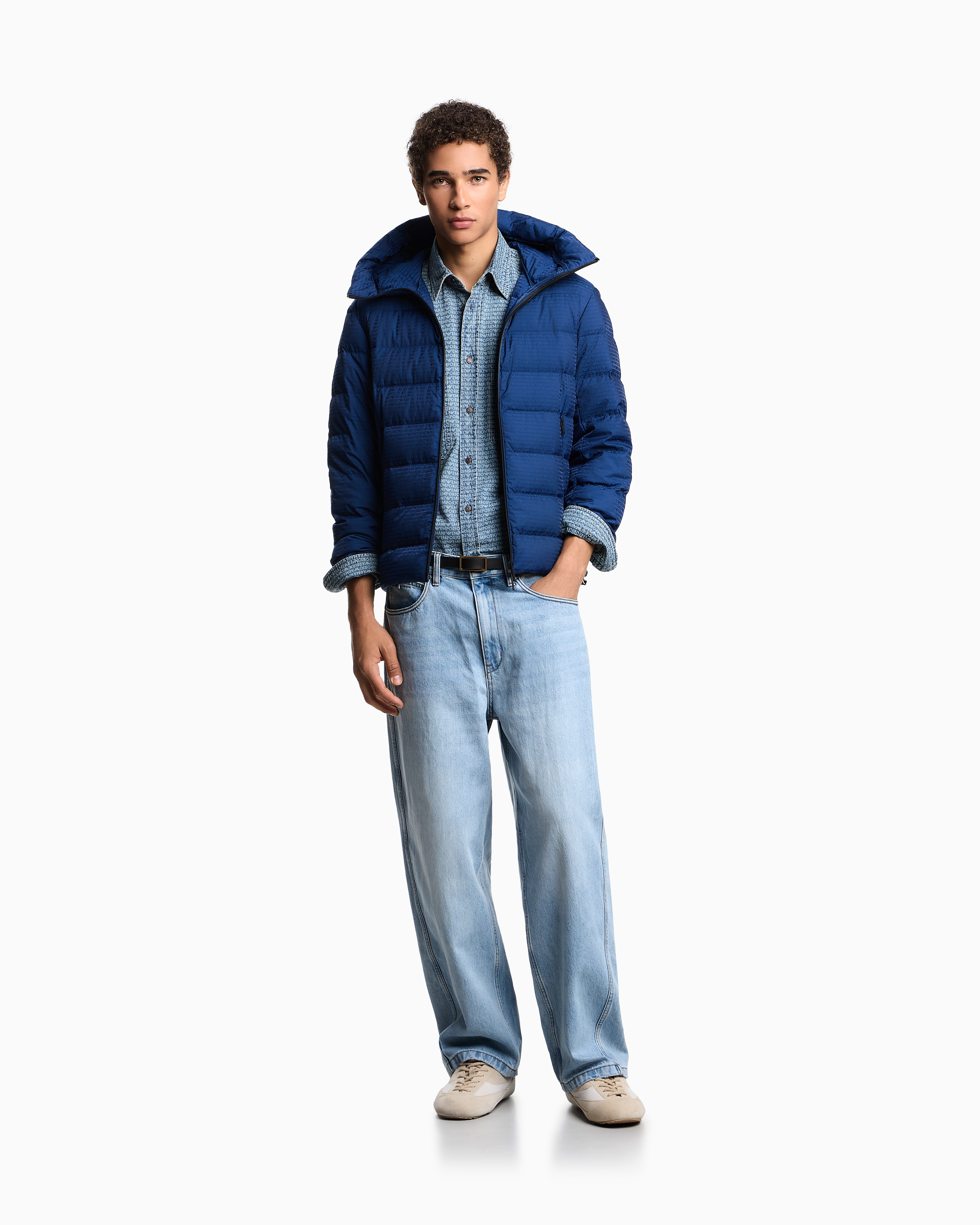 ARMANI JEANS 保温性 ナイロン フード付き グースダウン ジャケット ARMANI JEANS 保温性 ナイロン フード付き グースダウン ジャケット