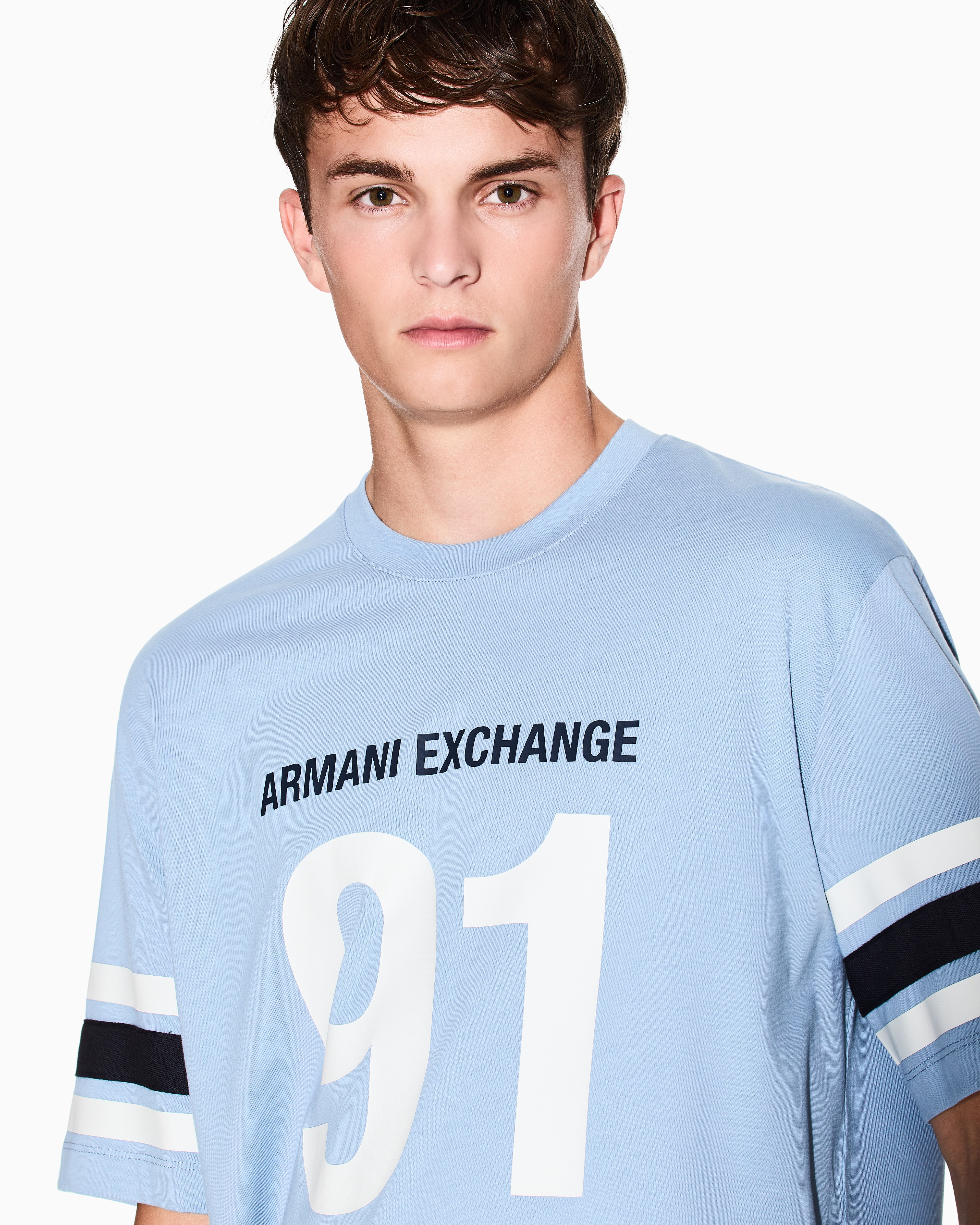 Tシャツ・カットソー GIORGIO ARMANI Men T-shirt Blue GM001991AF20301 U8139 Giorgio Armani logo-embroidered Cotton T-shirt | Blue | FARFETCH