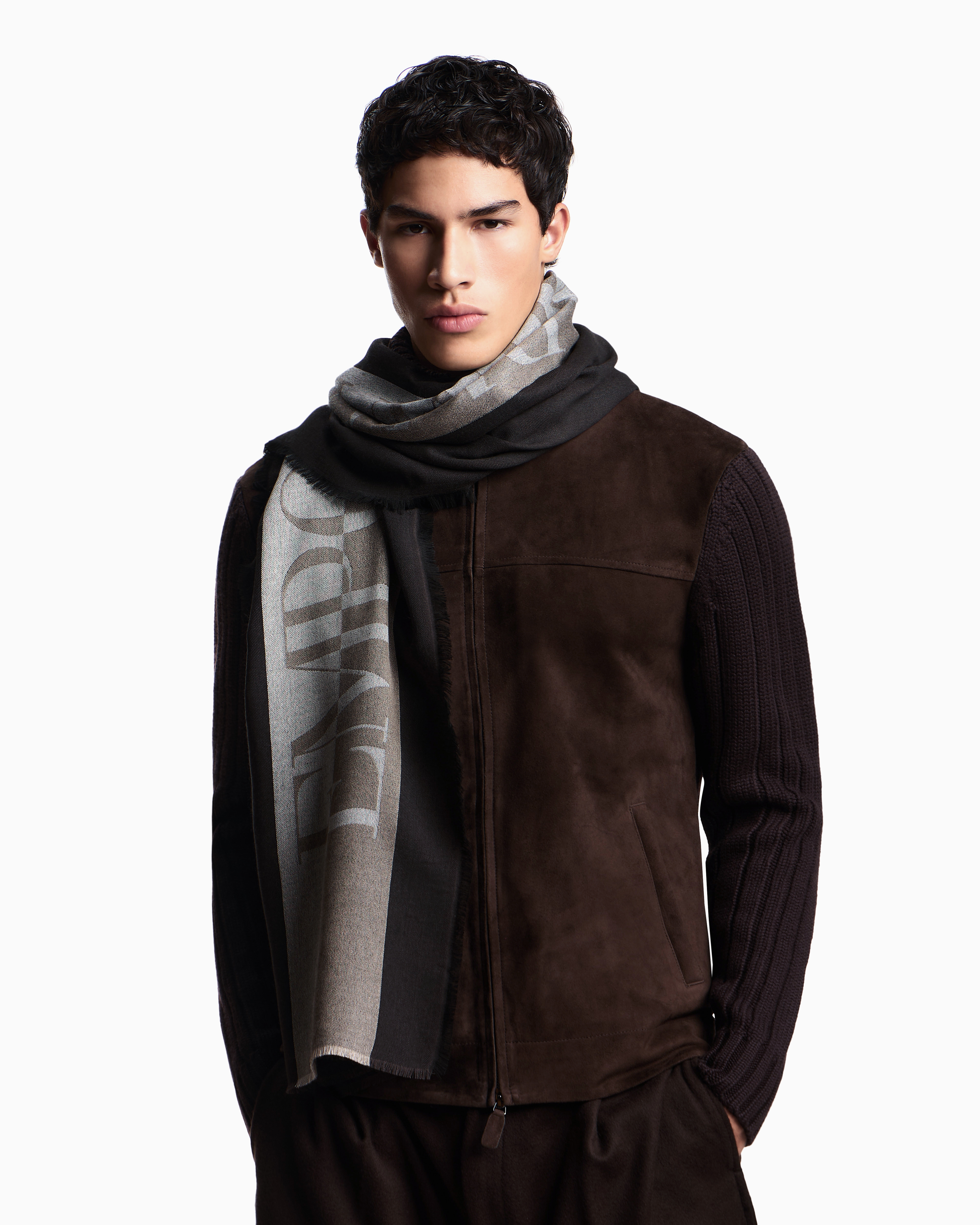 Striped scarf with oversized logo | Emporio Armani