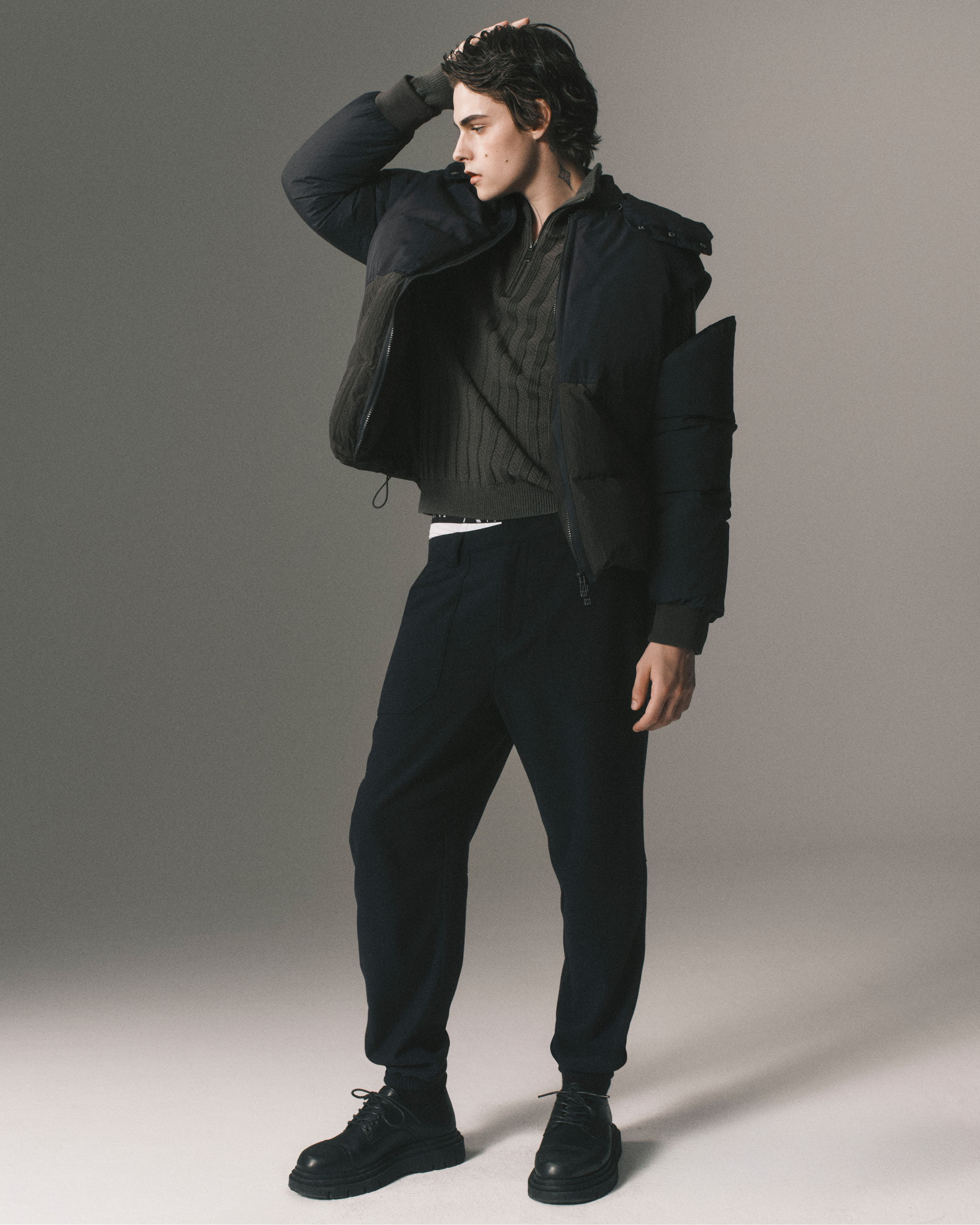 A*R様 美品⭐️EMPORIO ARMANI/アルマーニ⭐️緑色スエードカジュ FW25-