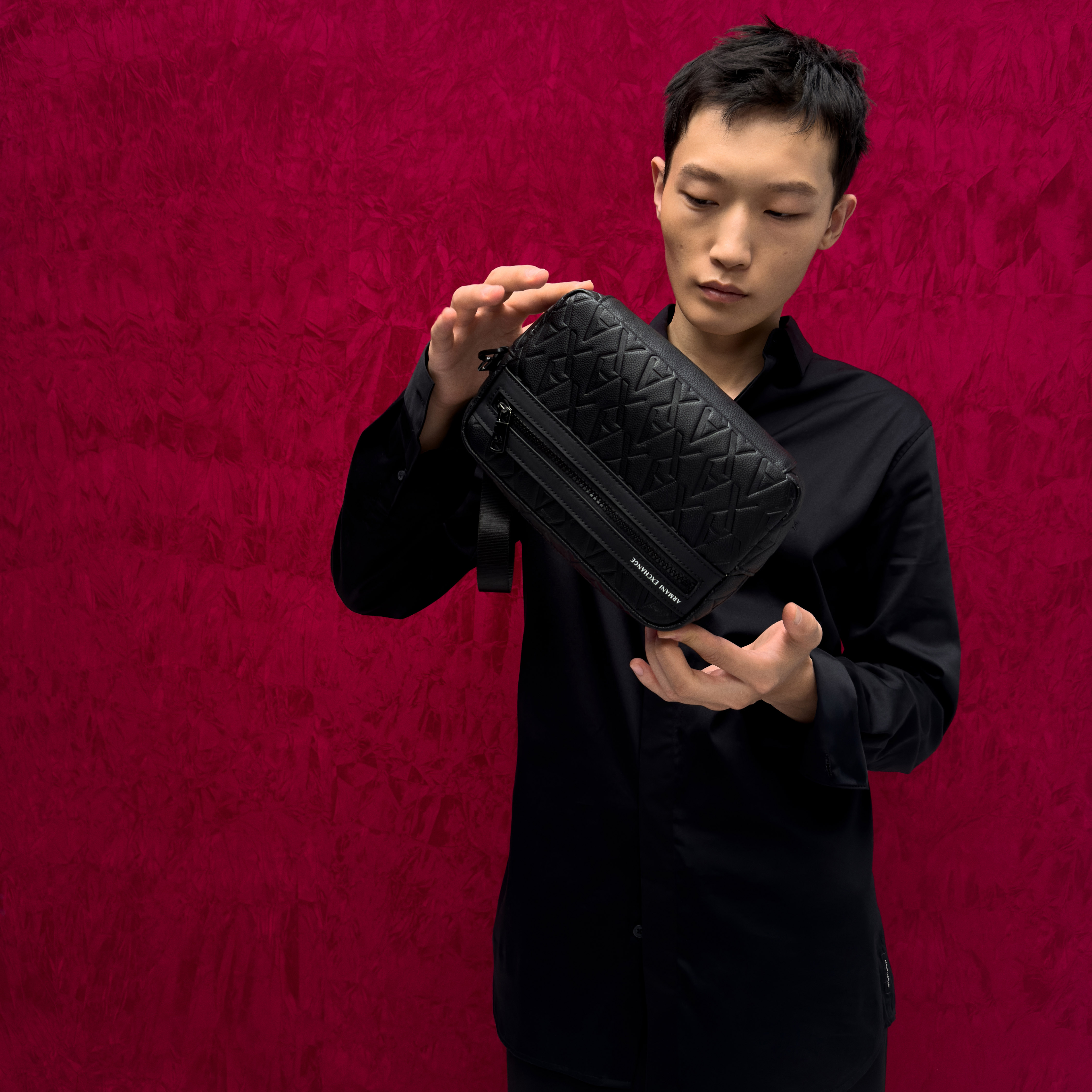 アルマーニ エクスチェンジ | 【公式】アルマーニオンラインストア