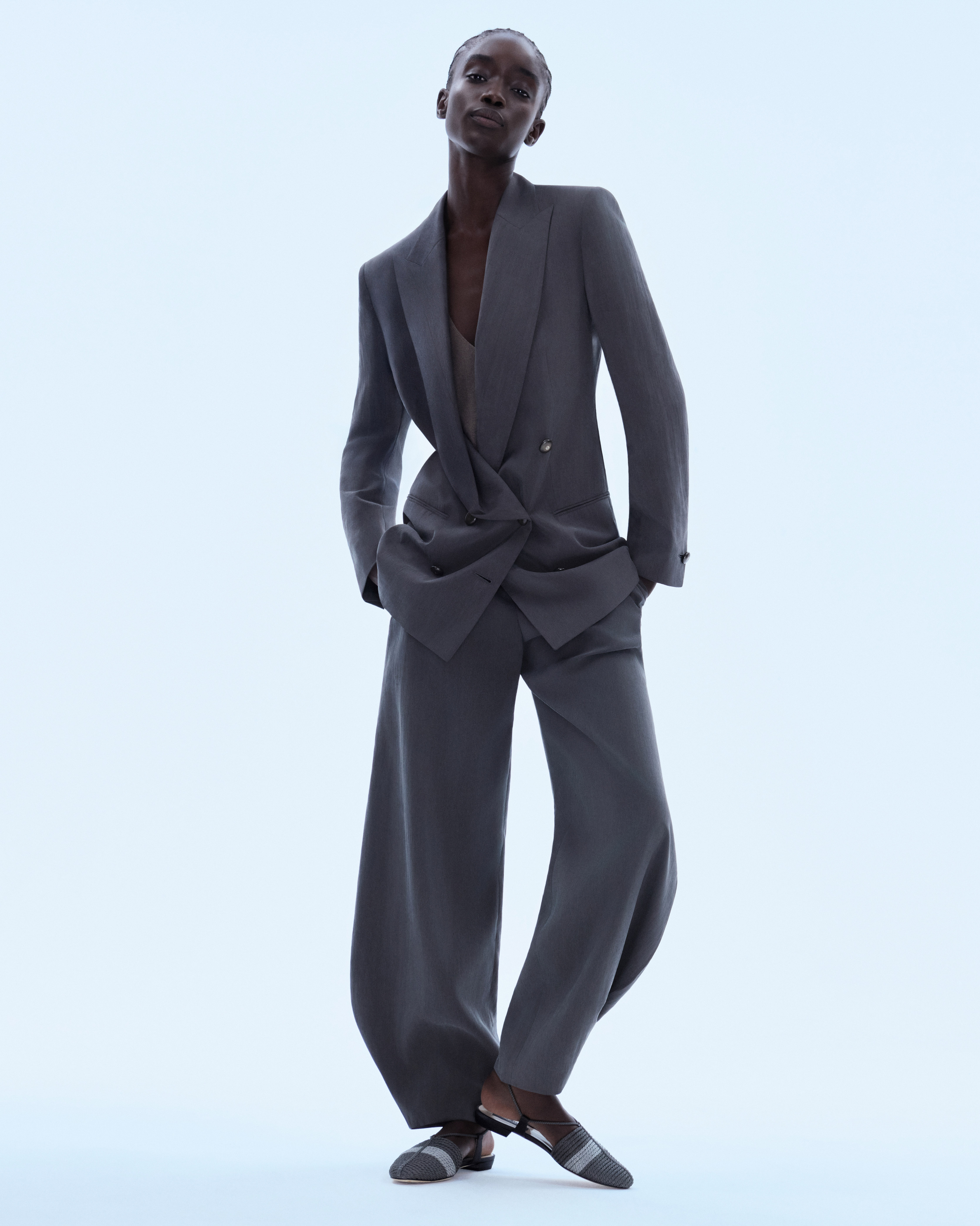 【tcodj】HERMES エルメッセンス計60ml＋アルマーニスーツ tcodj】HERMES エルメッセンス計60ml＋アルマーニスーツ 三越伊勢丹