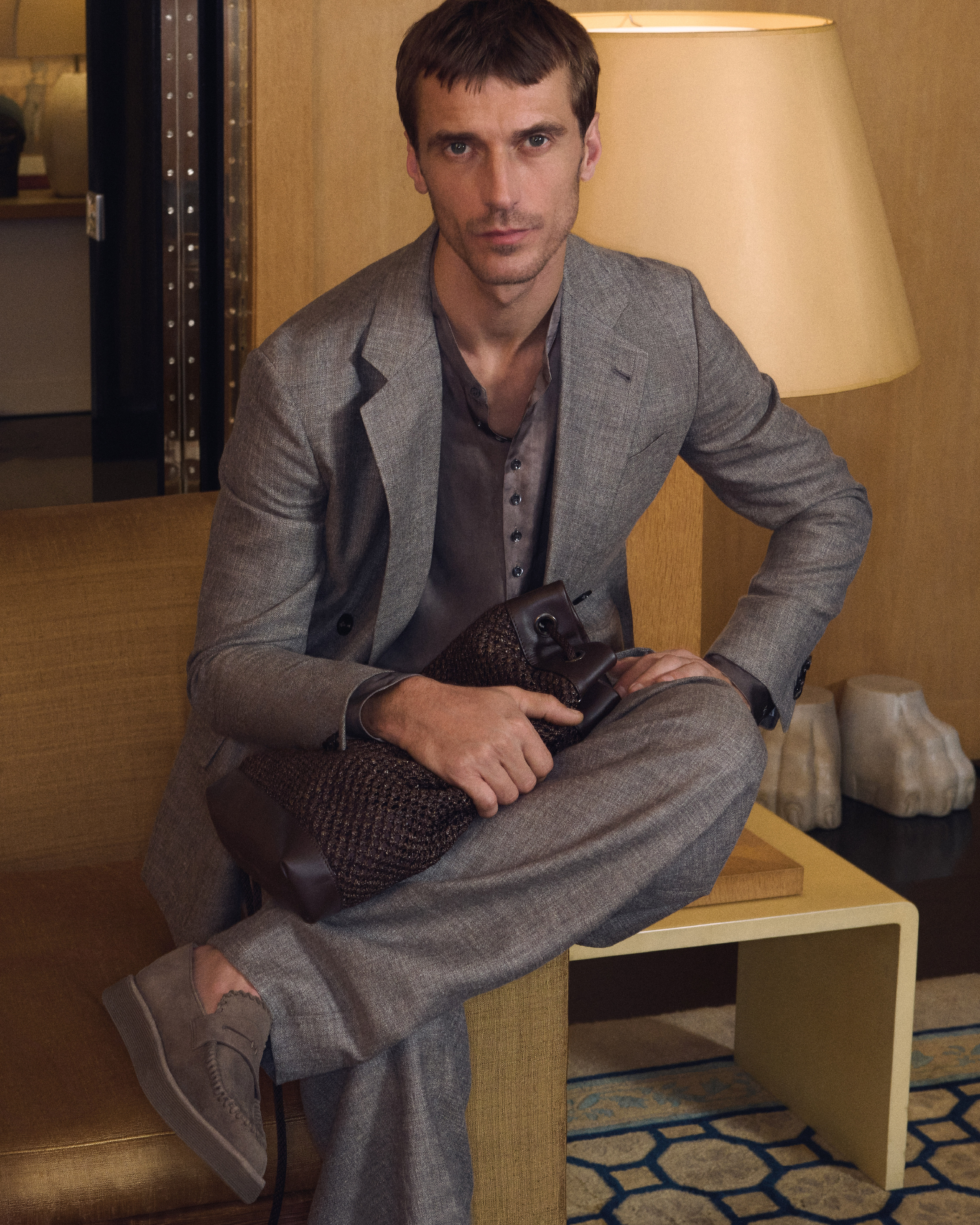 ジョルジオ アルマーニ | 【公式】アルマーニオンラインストア