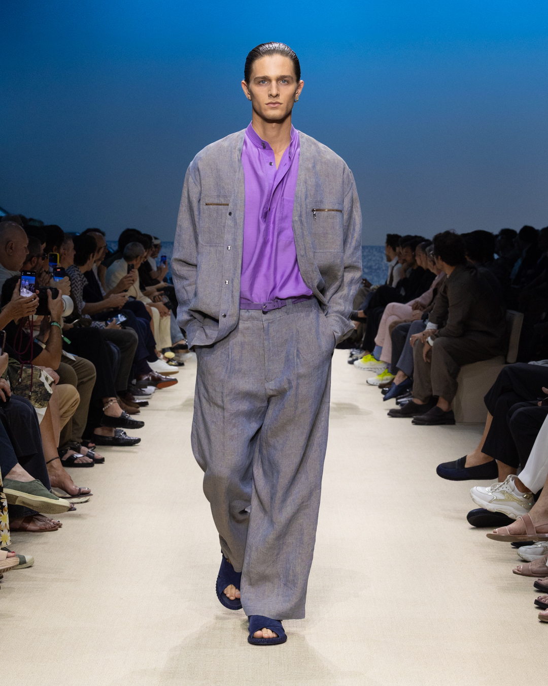 シングルタックパンツ シルク混紡 ウォッシュ加工 | Giorgio Armani JP