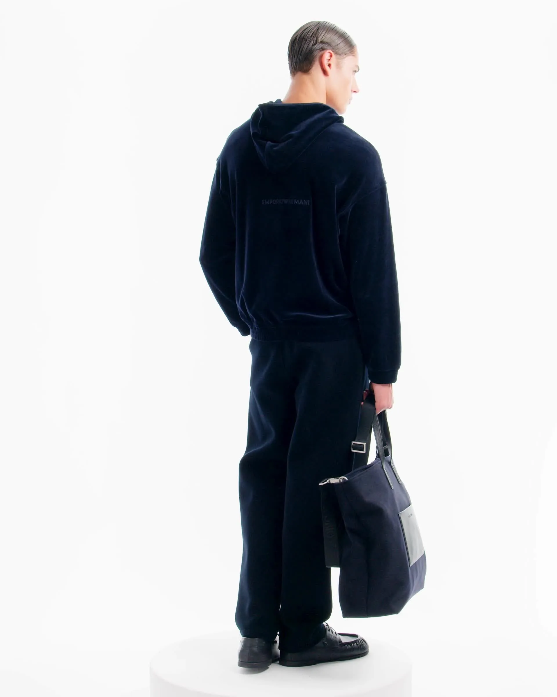 パーカー・フーディ EMPORIO ARMANI EMBROIDERED SWEATSHIRT Double-jersey hooded sweatshirt with oversized eagle