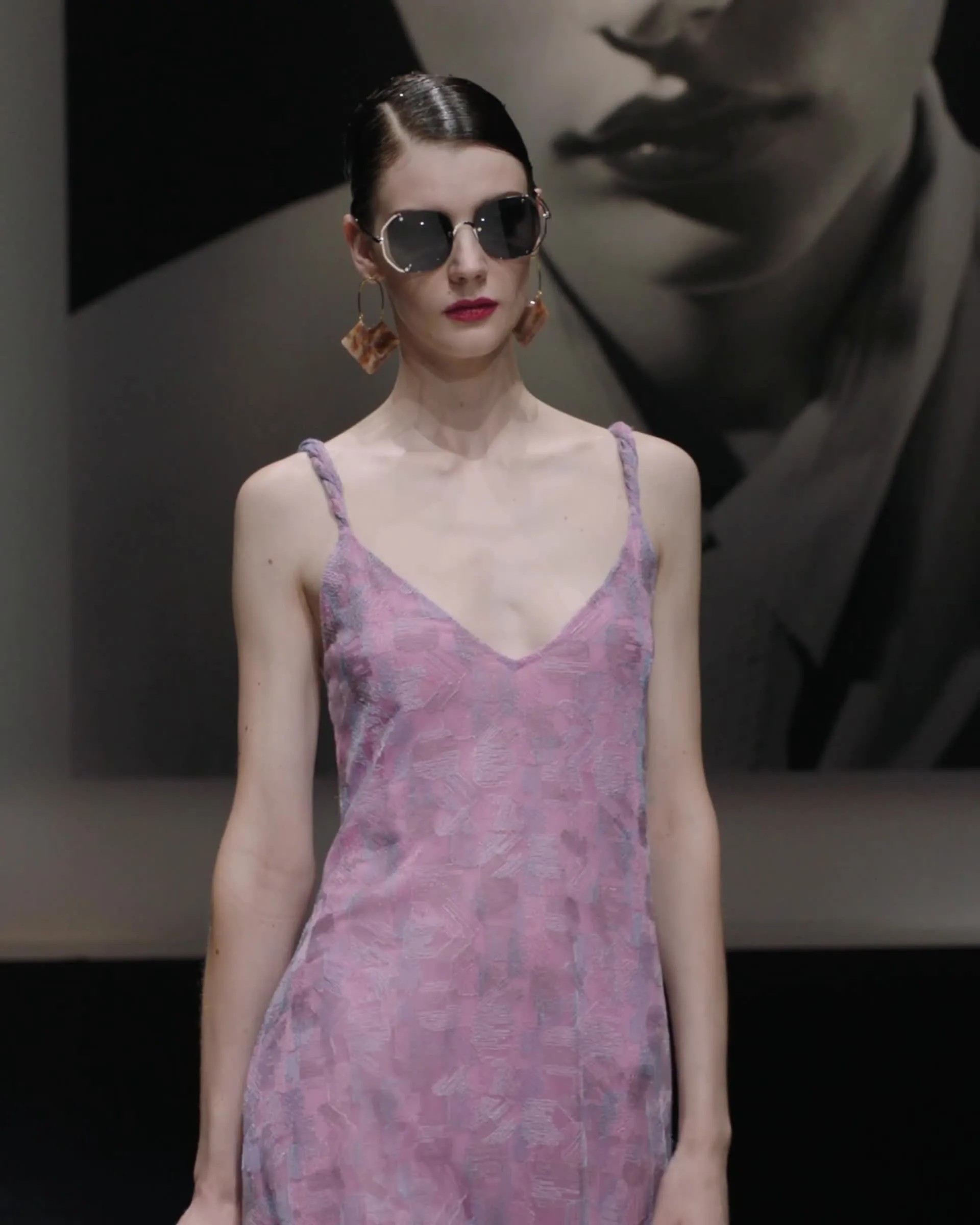 ワンピース EMPORIO ARMANI Woman Dress Pink EW001543TE13530 F8074 Tulle long dress with geometric embroidery | Emporio Armani