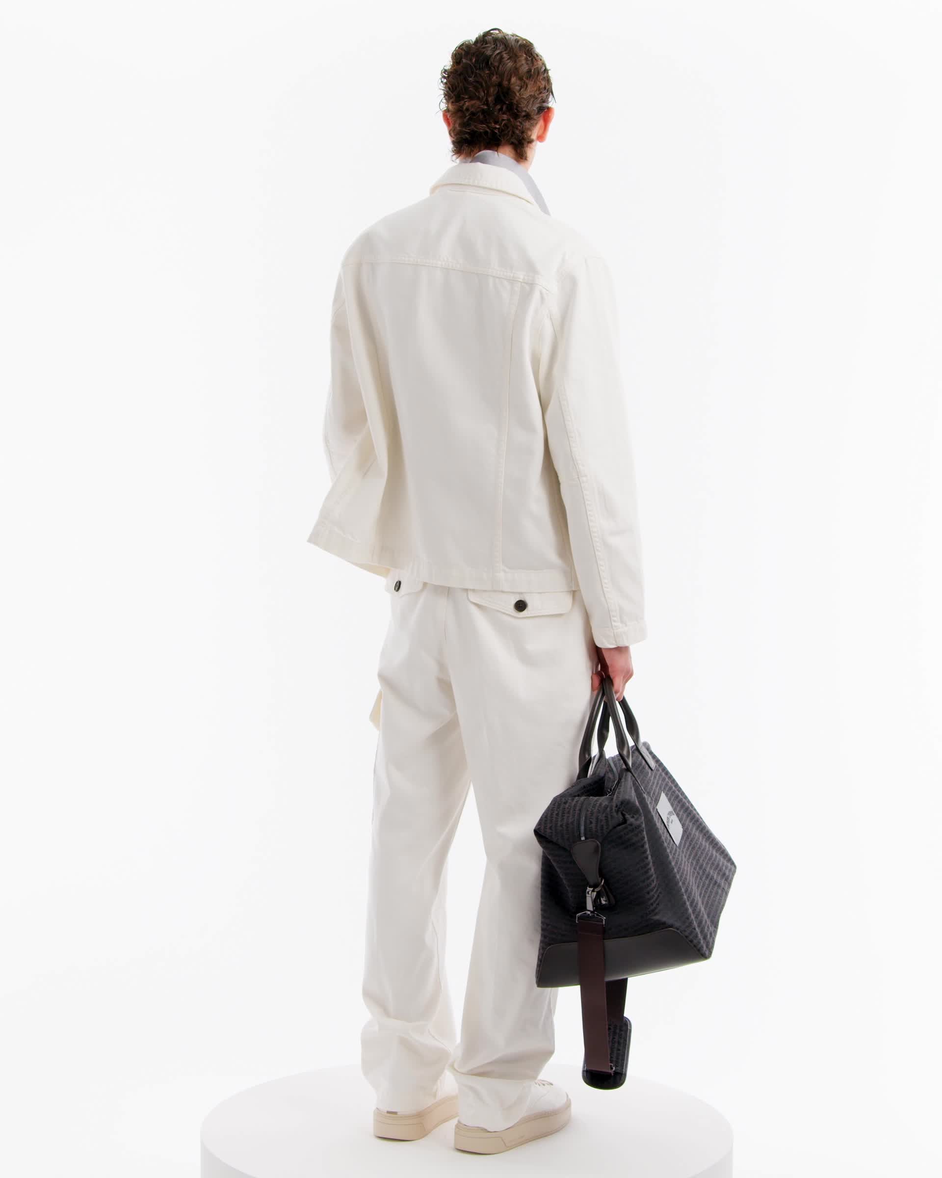 ARMANI JEANS クロップド丈ワークジャケット アイボリー/QW64 ARMANI JEANS クロップド丈ワークジャケット アイボリー/QW64